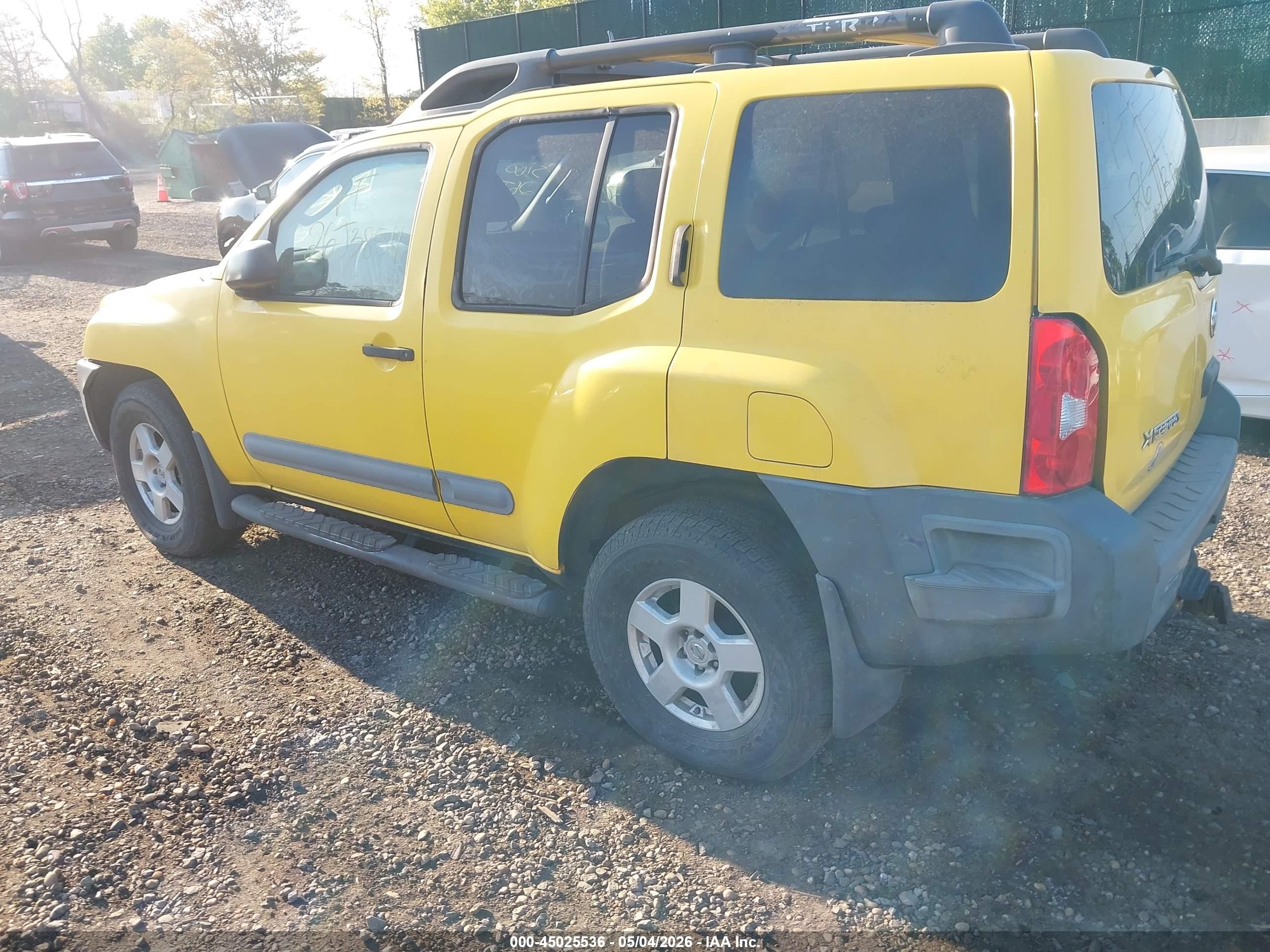 2005 Nissan Xterra S Желтый vin: 5N1AN08W75C616651
