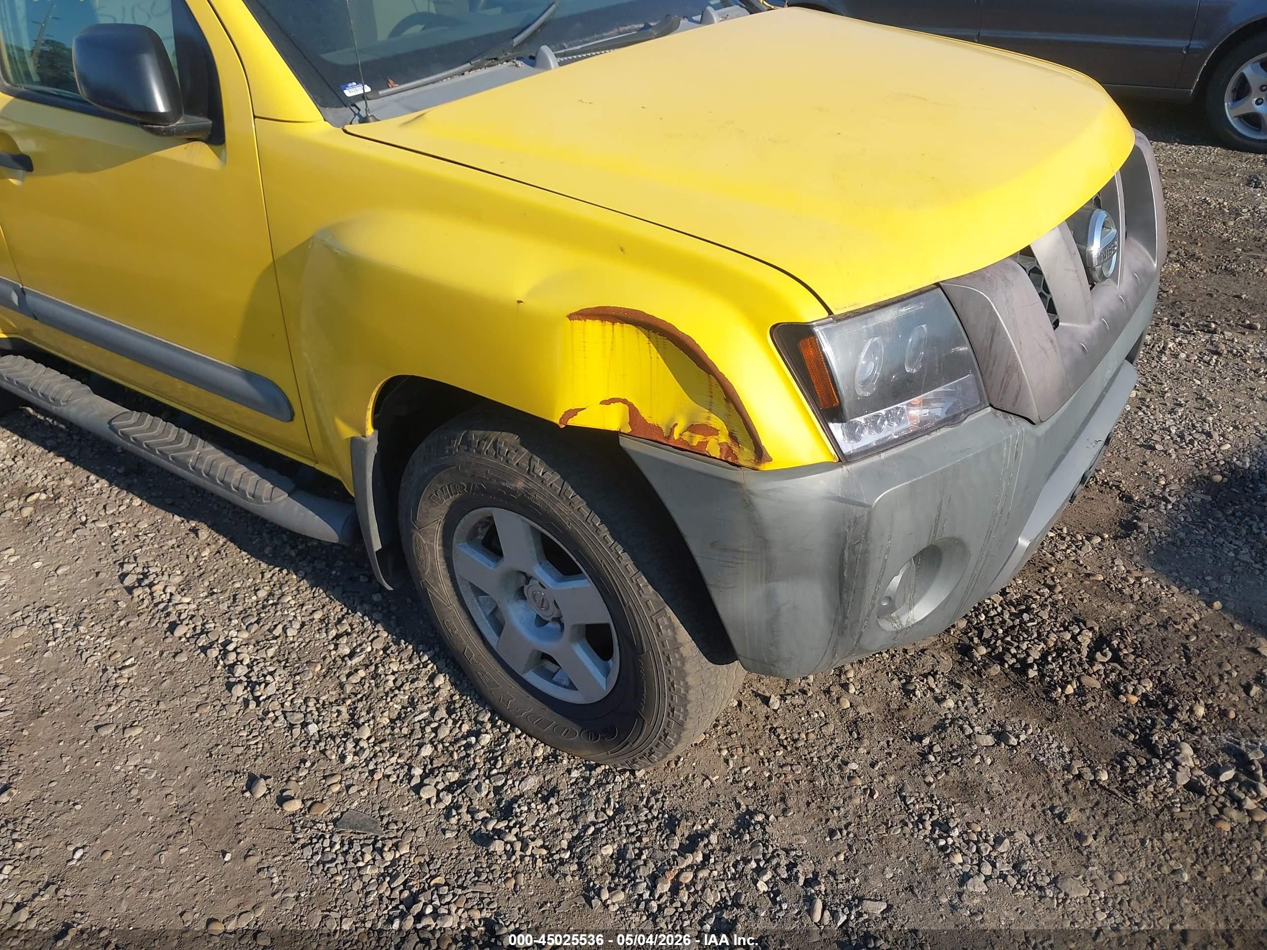 2005 Nissan Xterra S Желтый vin: 5N1AN08W75C616651