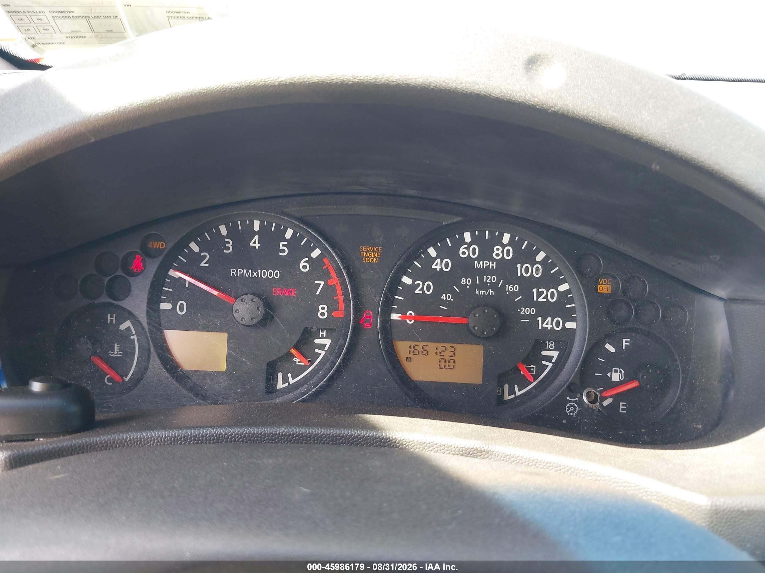 2005 Nissan Xterra Off Road Silver vin: 5N1AN08W75C638567