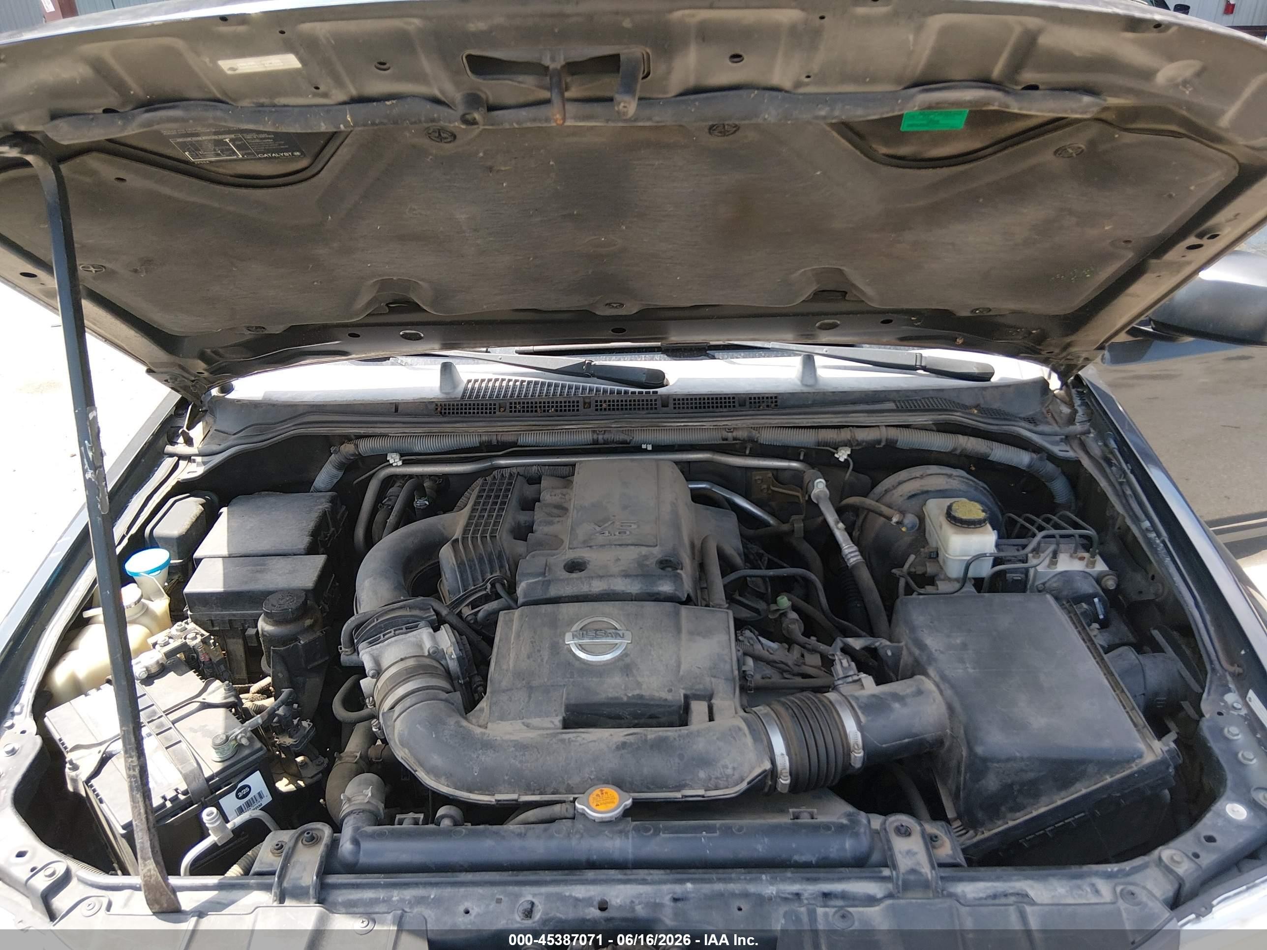 2007 Nissan Xterra S Серый vin: 5N1AN08W77C533708