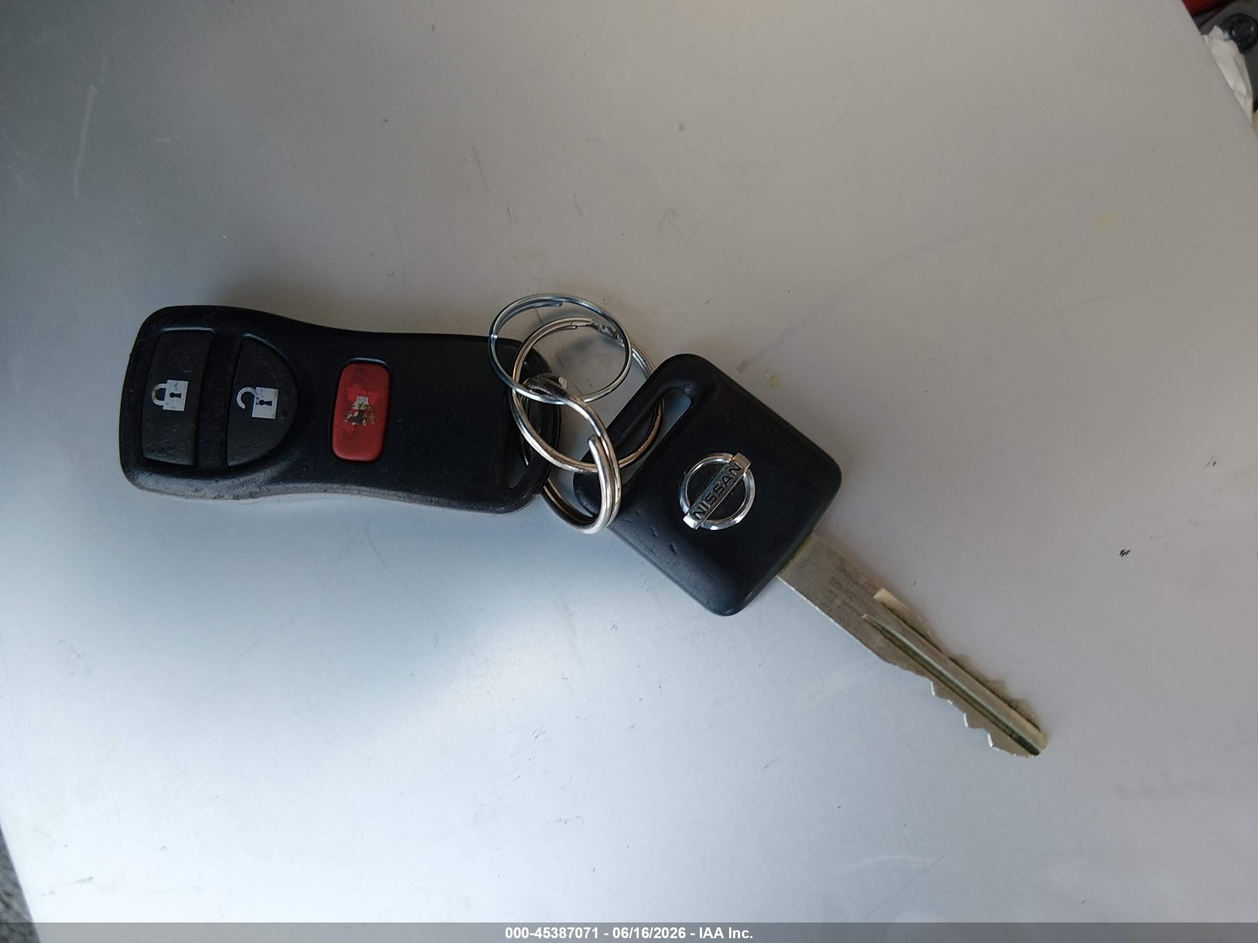 2007 Nissan Xterra S Серый vin: 5N1AN08W77C533708