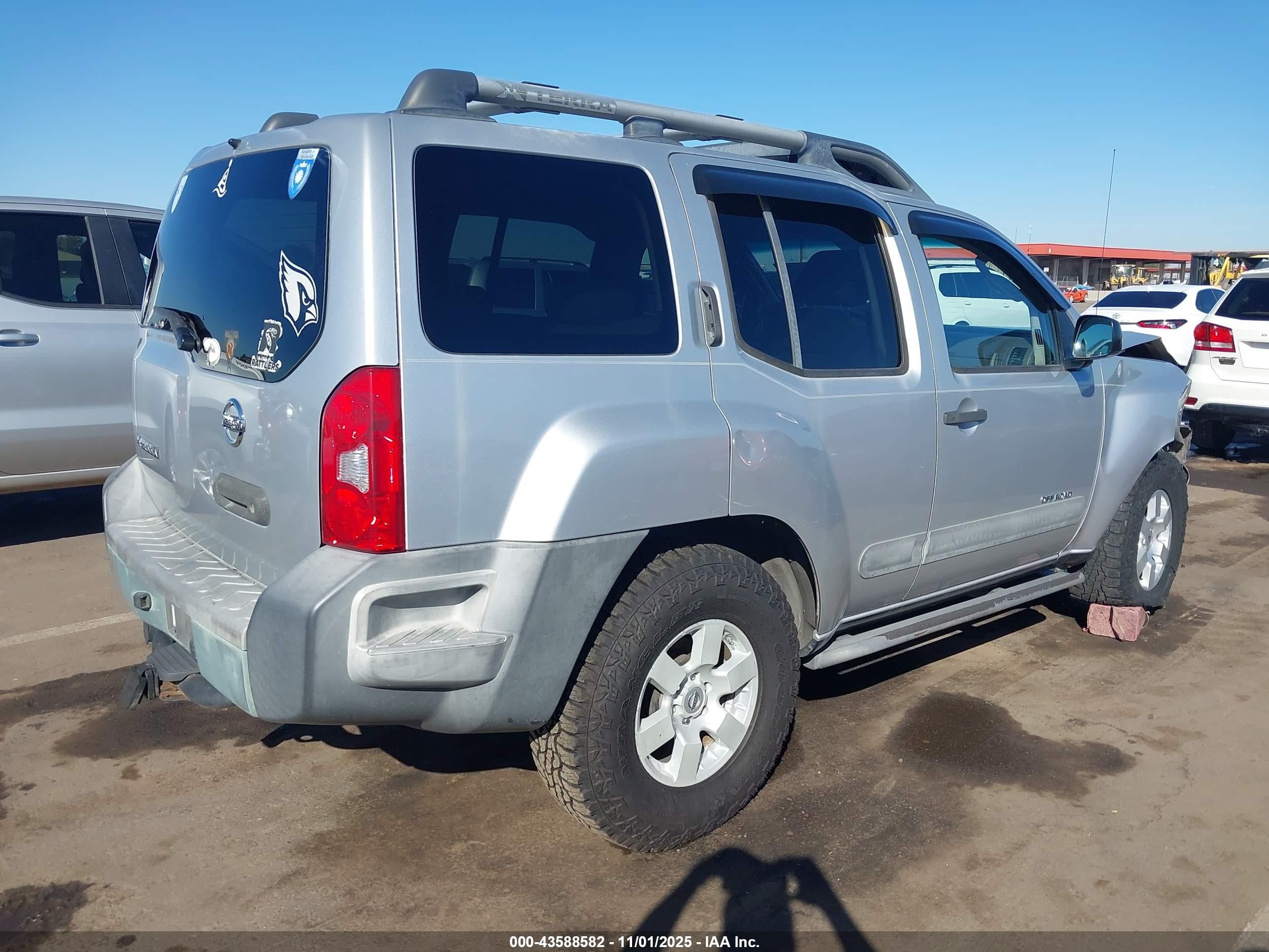 2008 Nissan Xterra Off Road Серебряный vin: 5N1AN08W78C532883