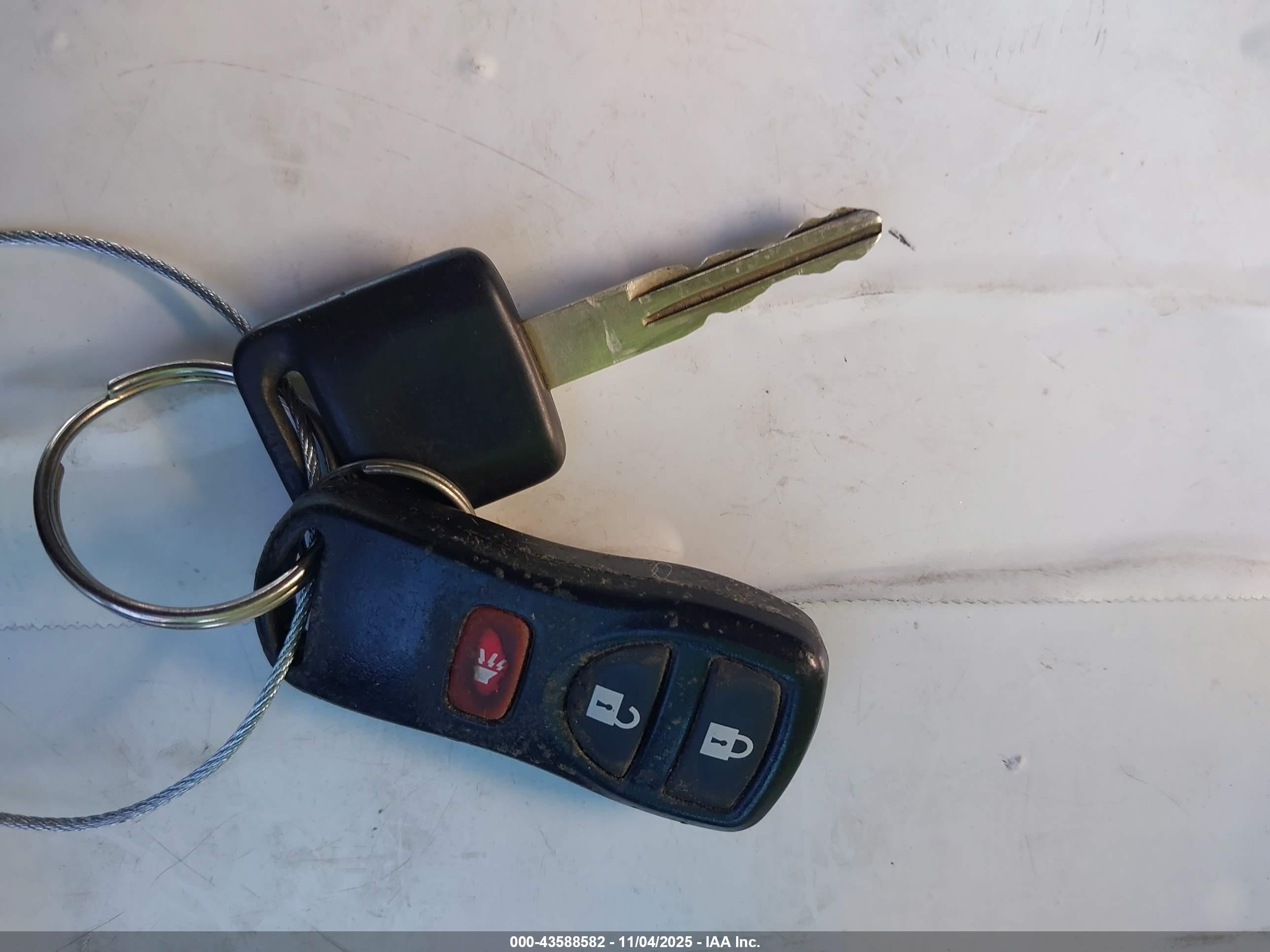 2008 Nissan Xterra Off Road Серебряный vin: 5N1AN08W78C532883