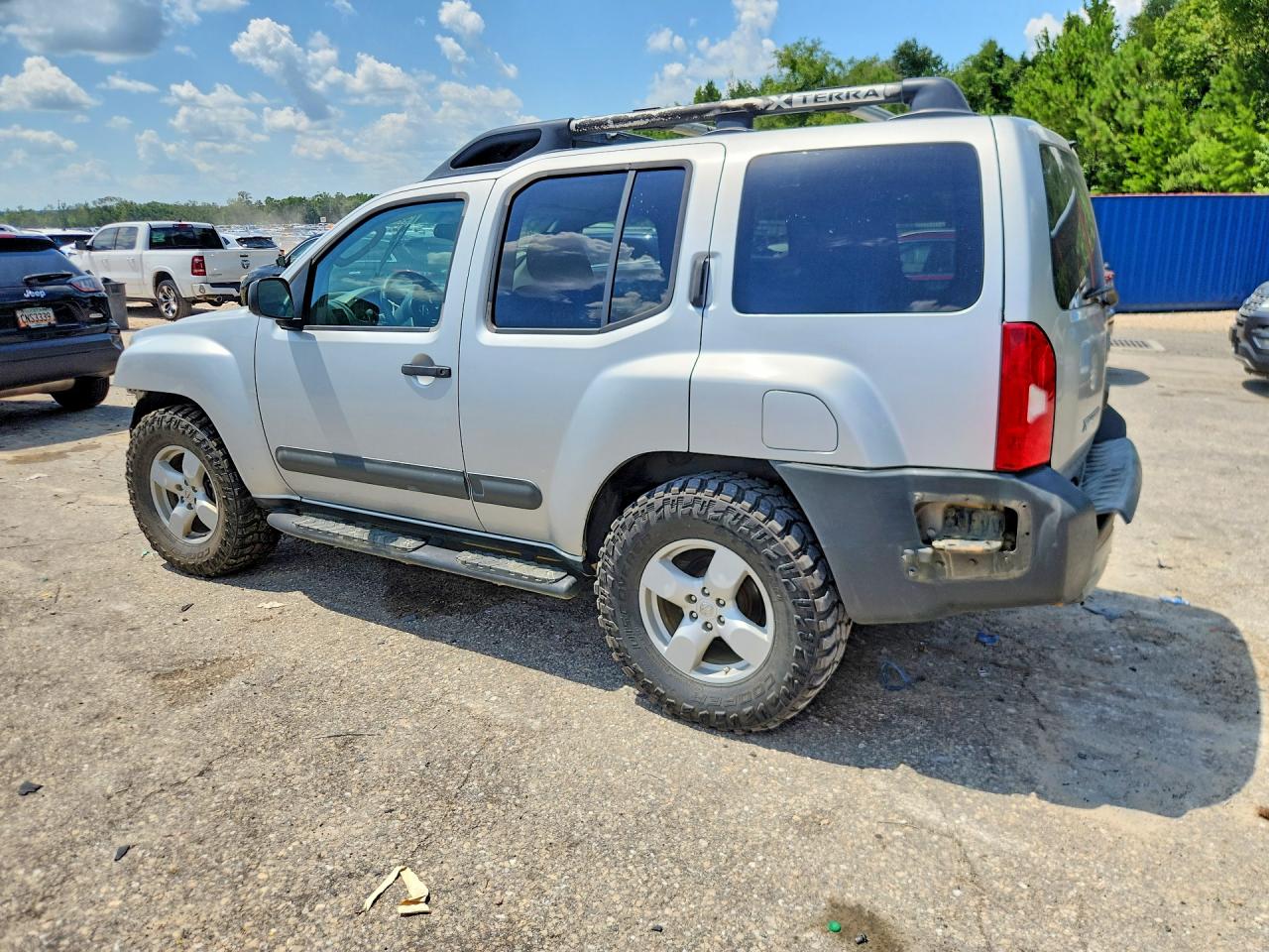 2005 Nissan Xterra S Silver vin: 5N1AN08W85C641901