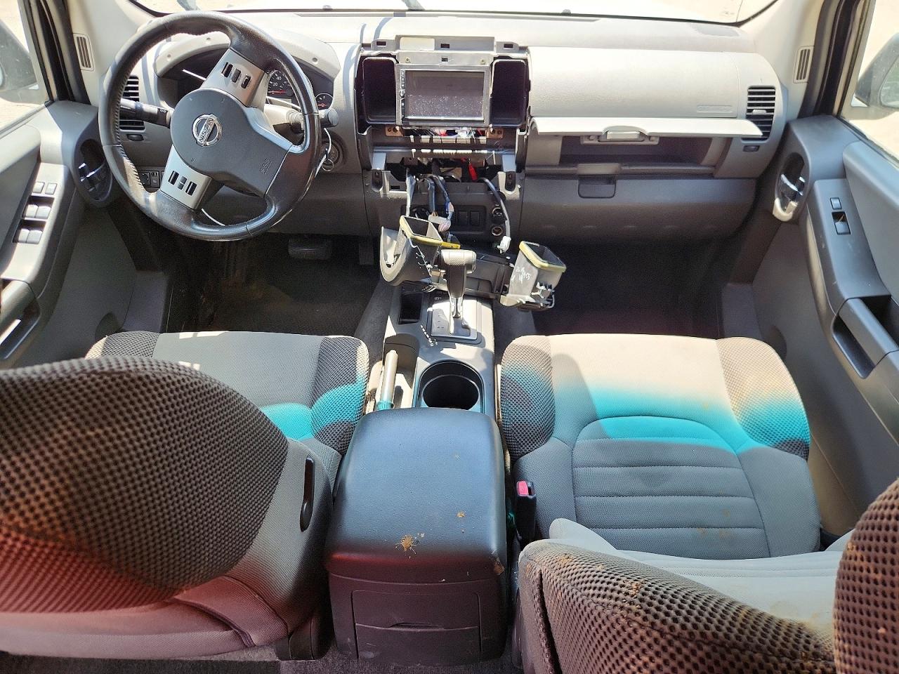 2005 Nissan Xterra S Silver vin: 5N1AN08W85C641901
