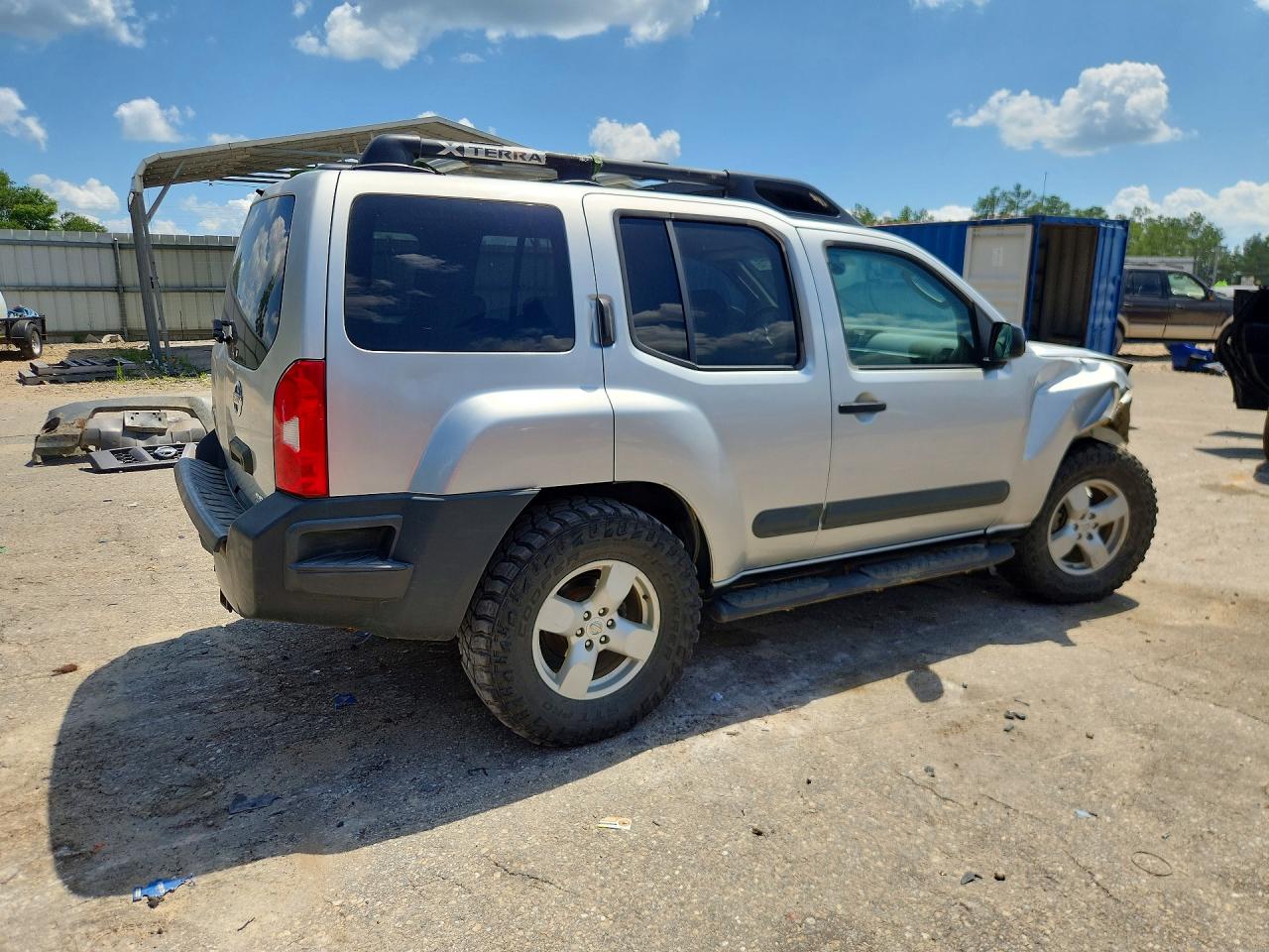 2005 Nissan Xterra S Silver vin: 5N1AN08W85C641901
