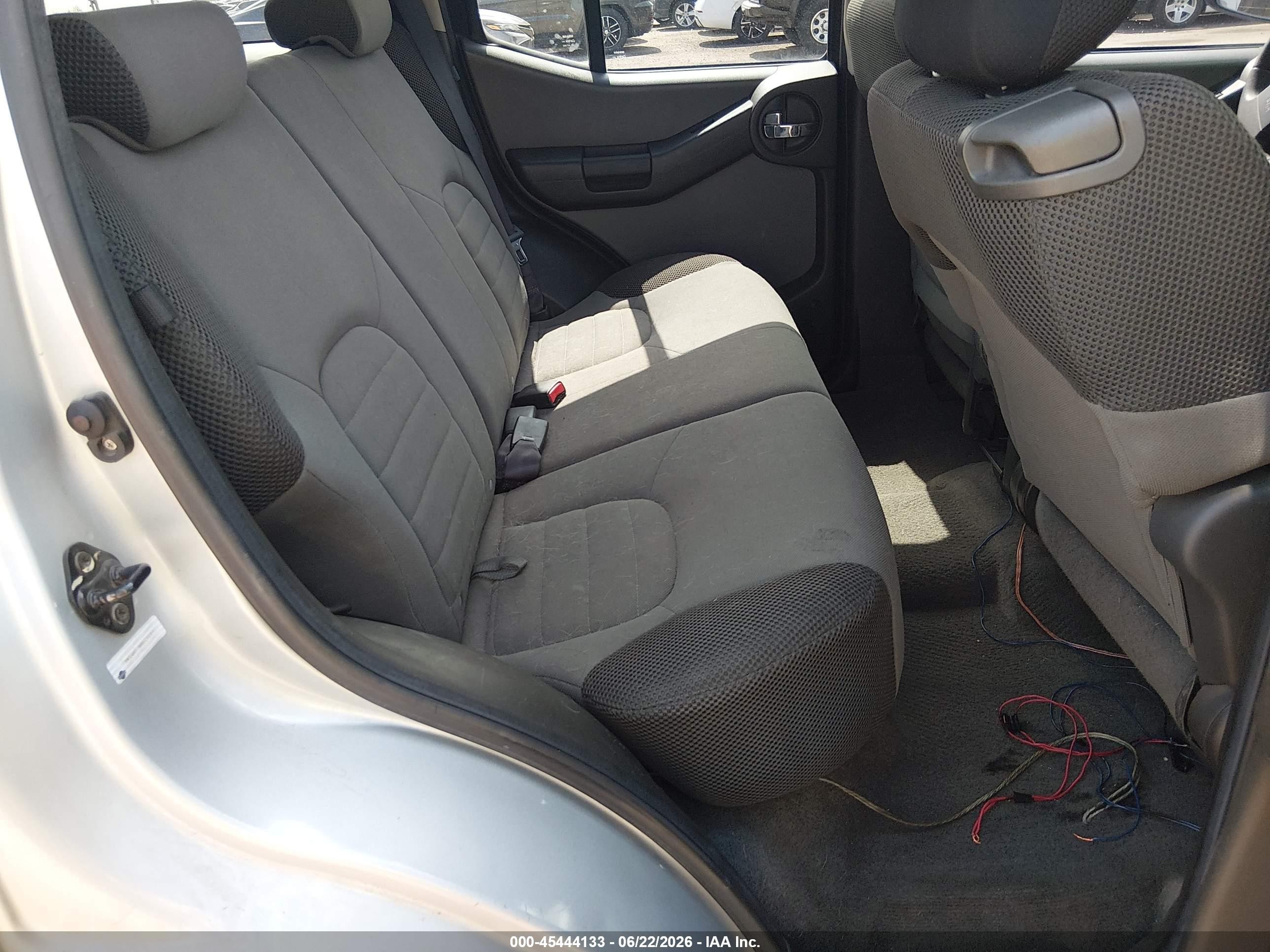 2006 Nissan Xterra S Silver vin: 5N1AN08W86C518911