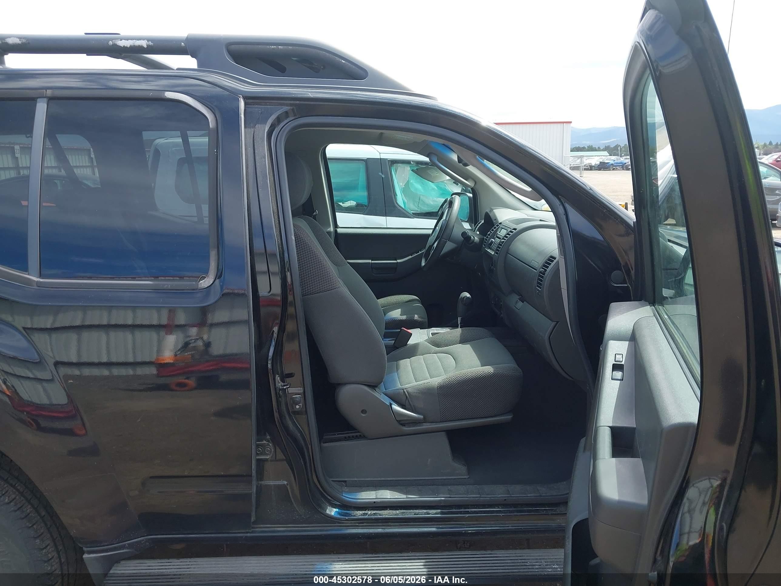 2006 Nissan Xterra X Black vin: 5N1AN08W86C556865