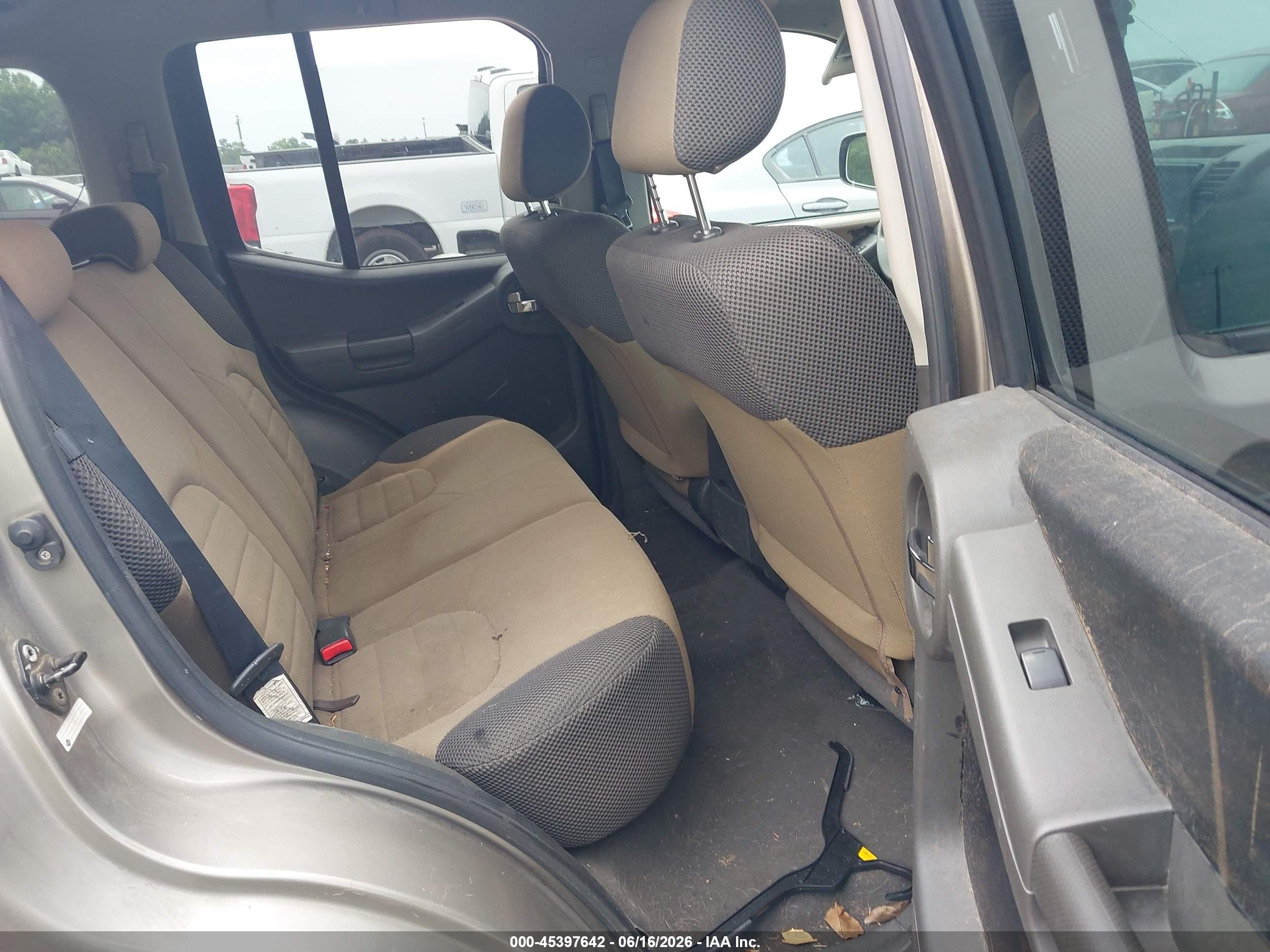 2007 Nissan Xterra S Champagne vin: 5N1AN08W87C523978