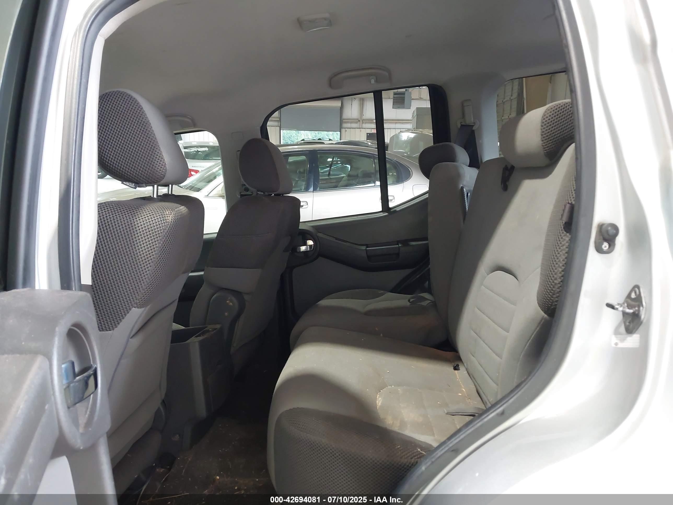 2006 Nissan Xterra S Gray vin: 5N1AN08W96C519565