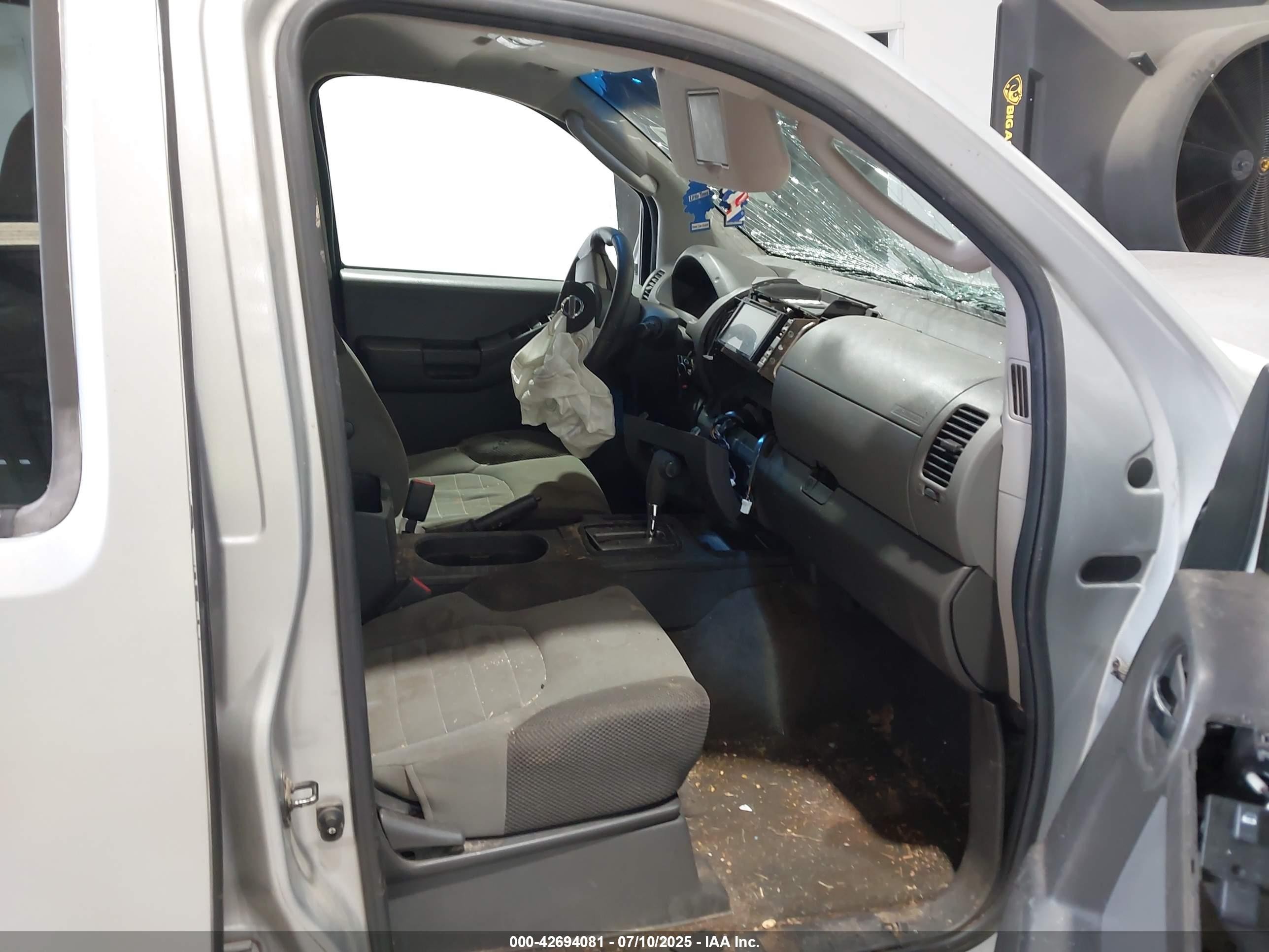 2006 Nissan Xterra S Gray vin: 5N1AN08W96C519565
