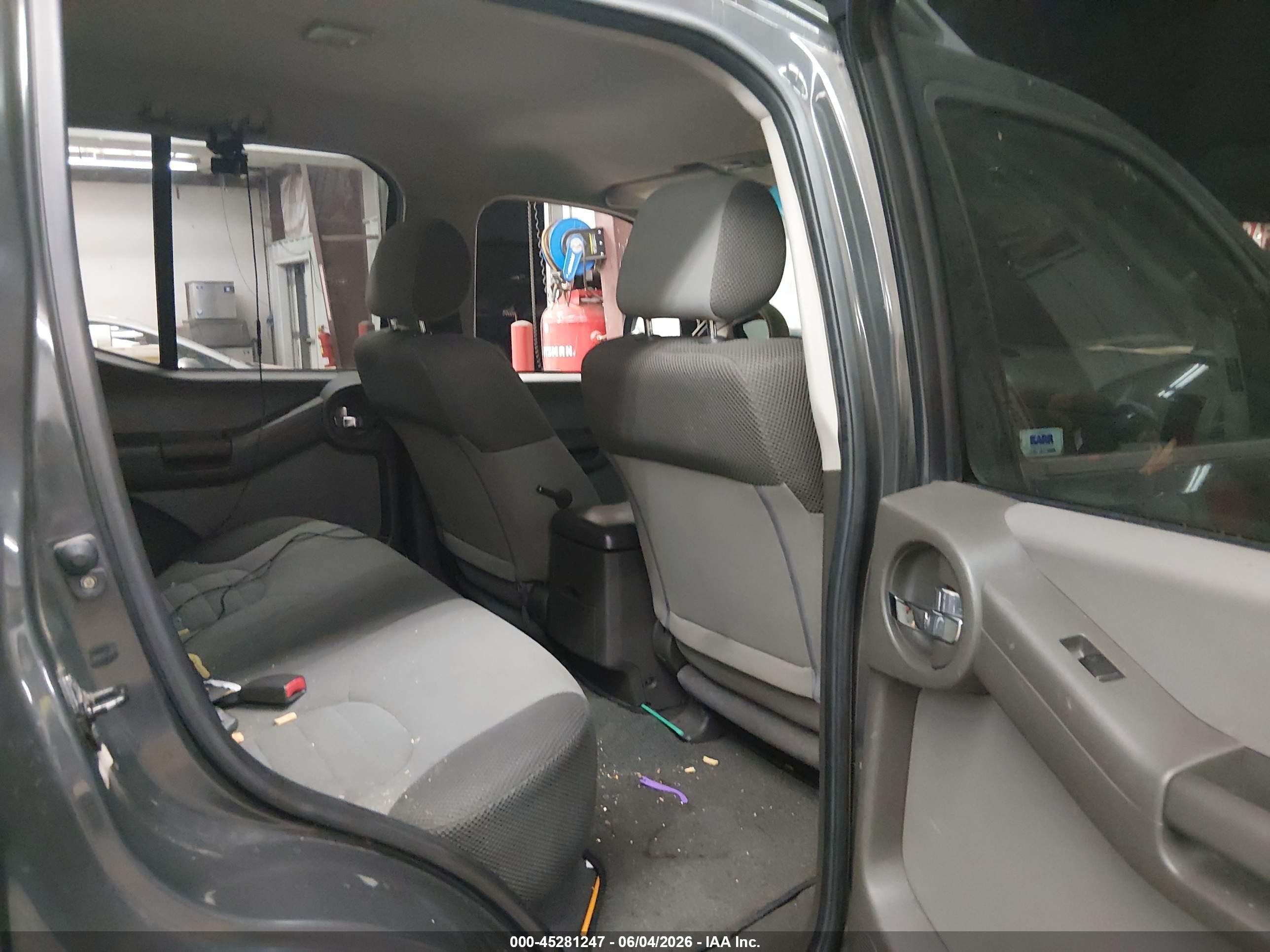 2007 Nissan Xterra S Gray vin: 5N1AN08WX7C501643