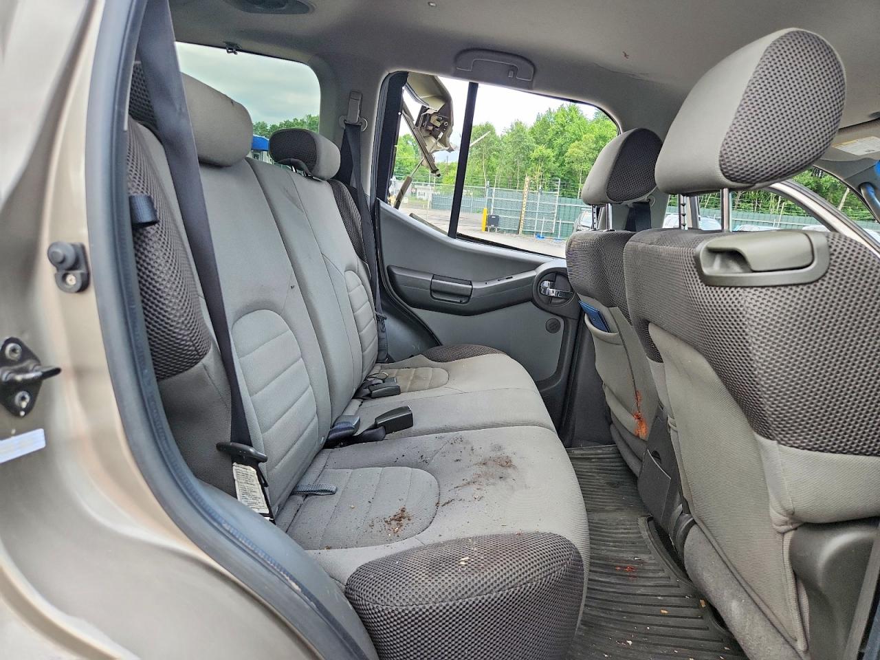 2007 Nissan Xterra Off Road/s/se Gold vin: 5N1AN08WX7C527076