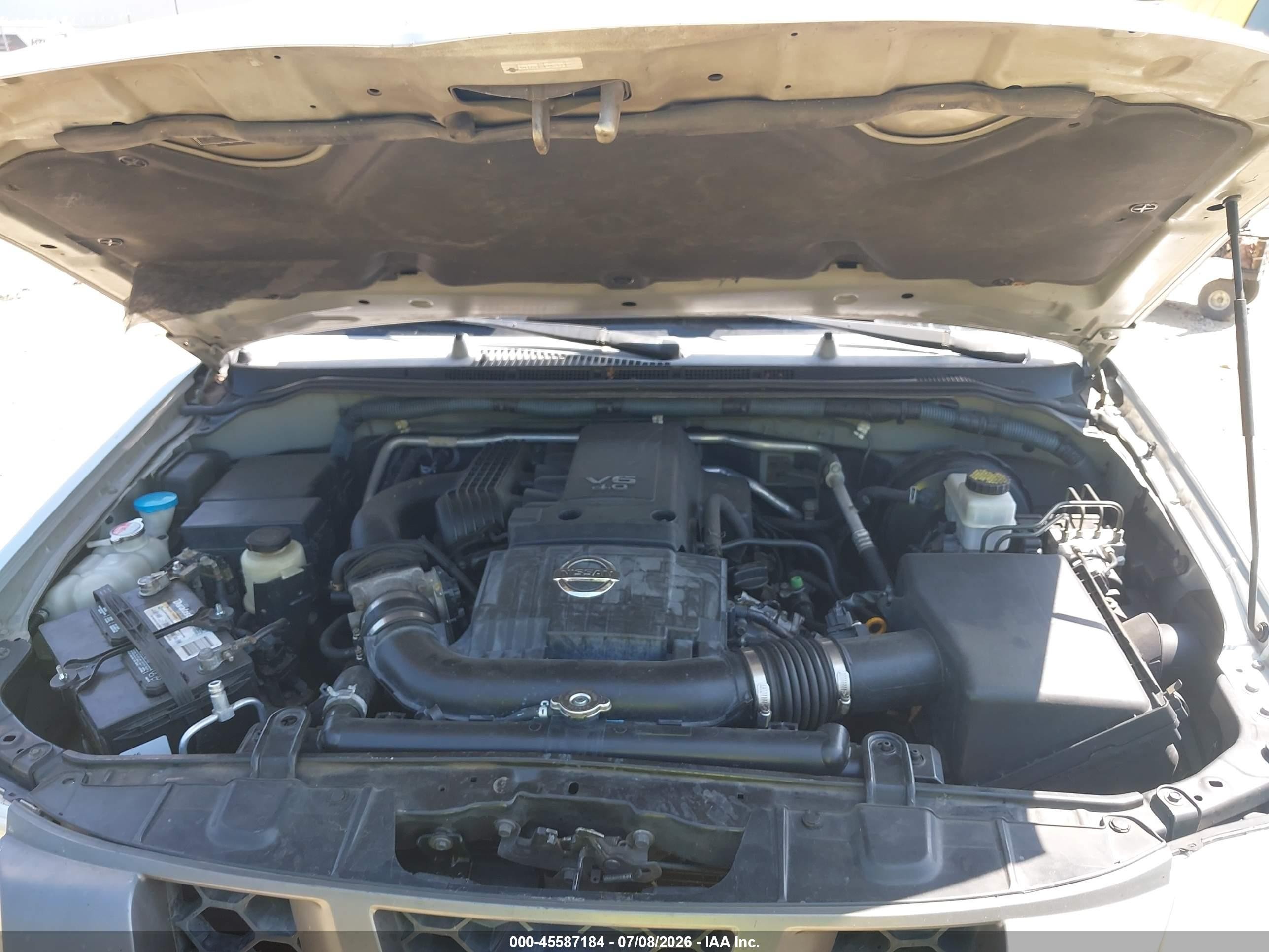2008 Nissan Xterra S Silver vin: 5N1AN08WX8C535731