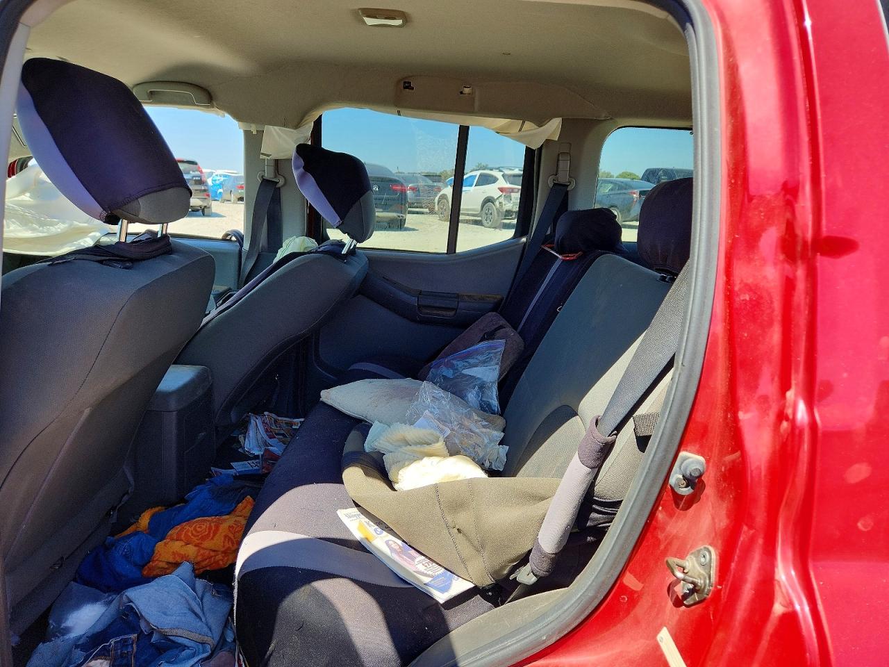 2011 Nissan Xterra X Burgundy vin: 5N1AN0NU0BC510167