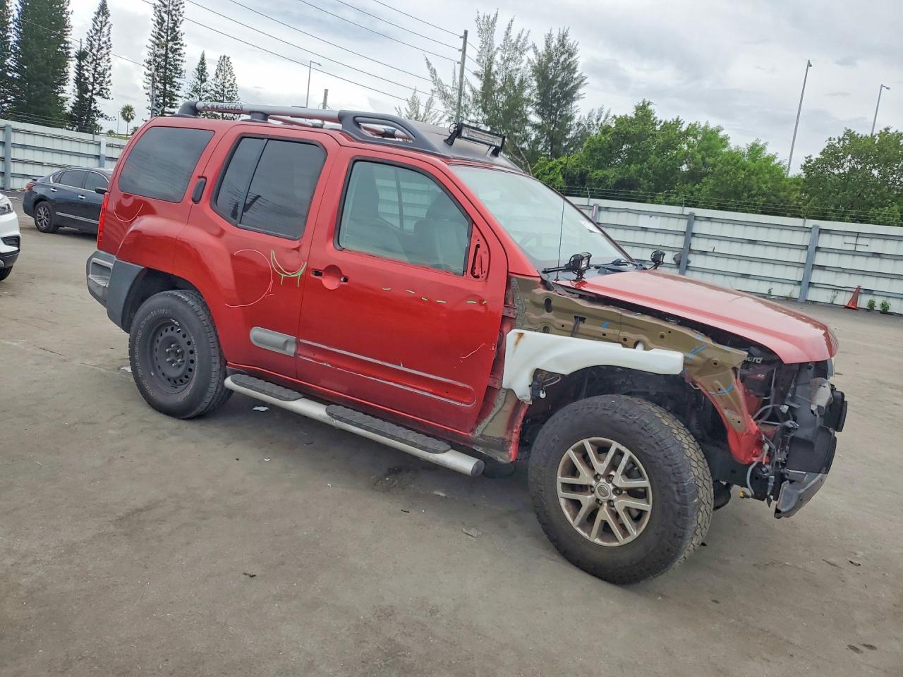 2014 Nissan Xterra S Red vin: 5N1AN0NU0EN815273
