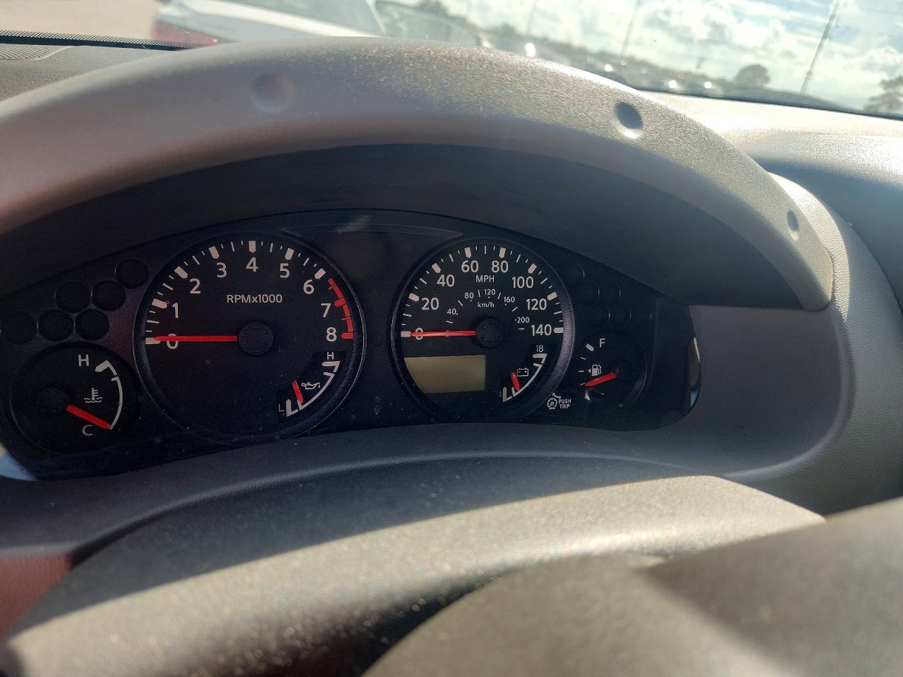 2010 Nissan Xterra X White vin: 5N1AN0NU1AC506532