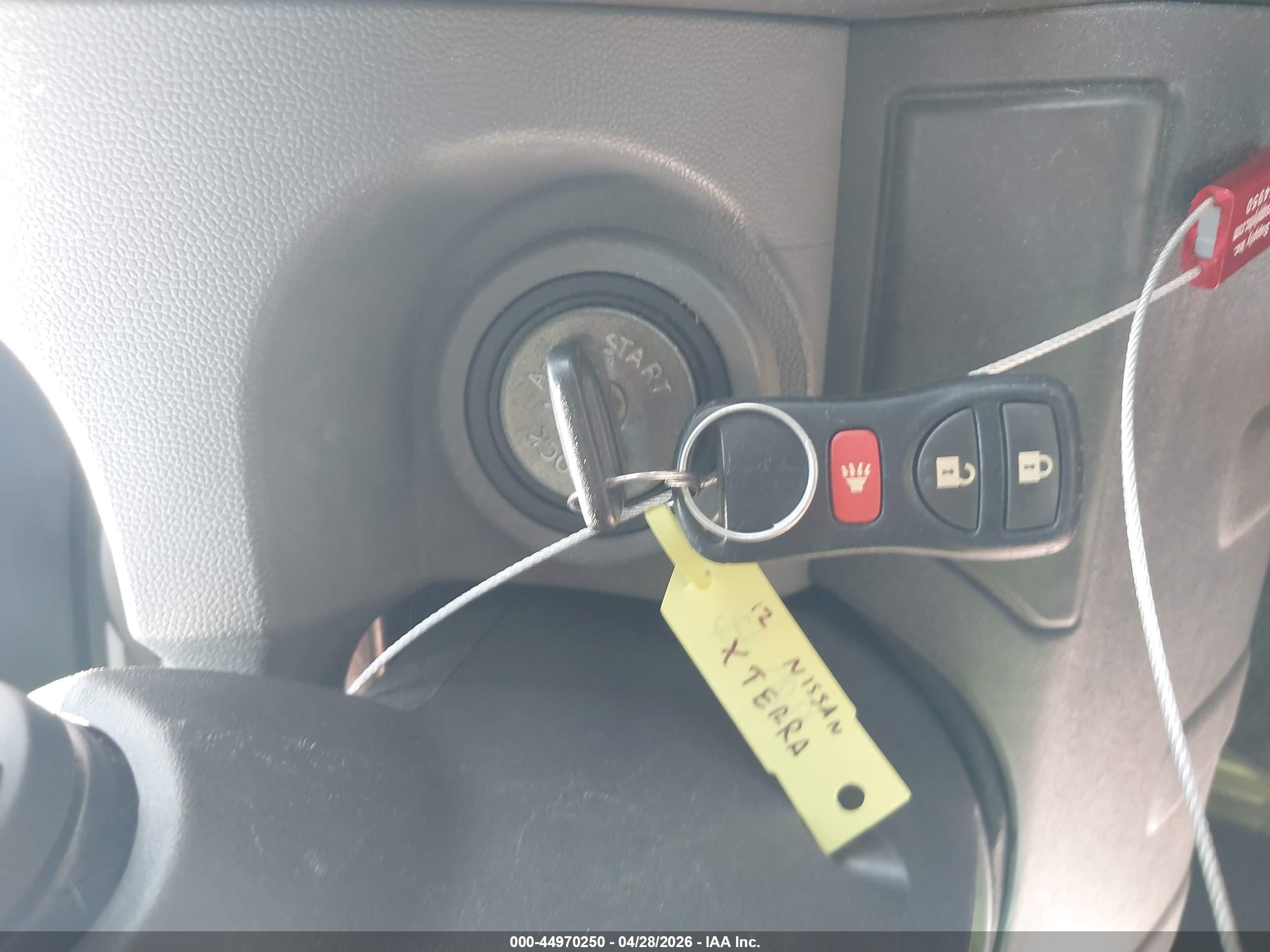 2012 Nissan Xterra X Gray vin: 5N1AN0NU1CC514617