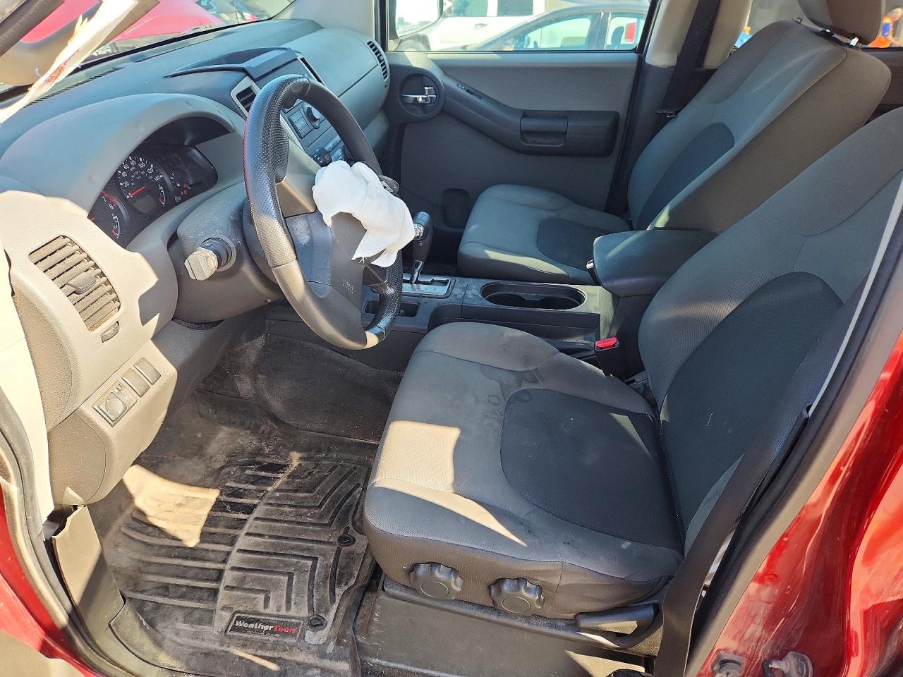 2010 Nissan Xterra X Red vin: 5N1AN0NU2AC522528