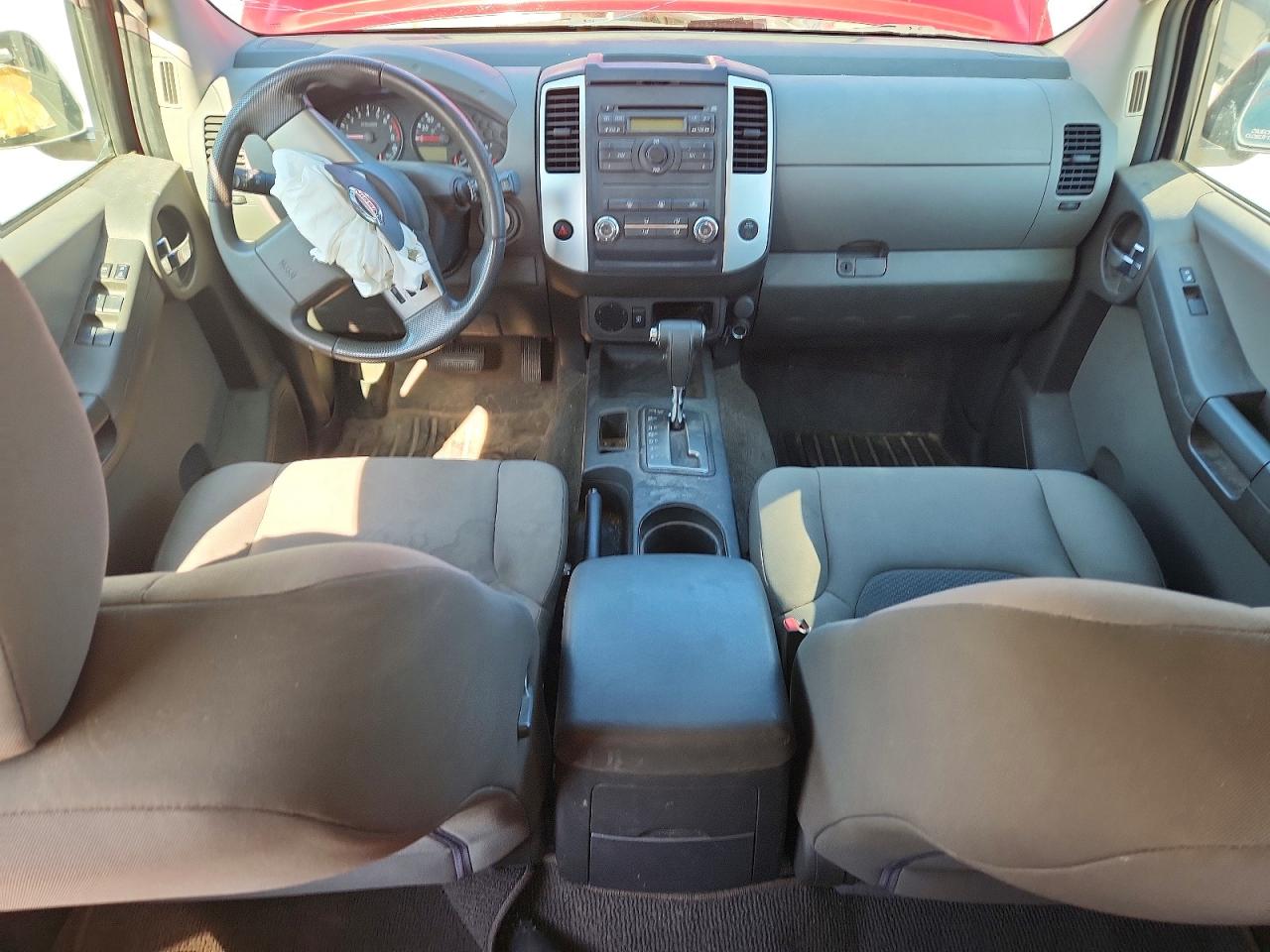 2010 Nissan Xterra X Red vin: 5N1AN0NU2AC522528