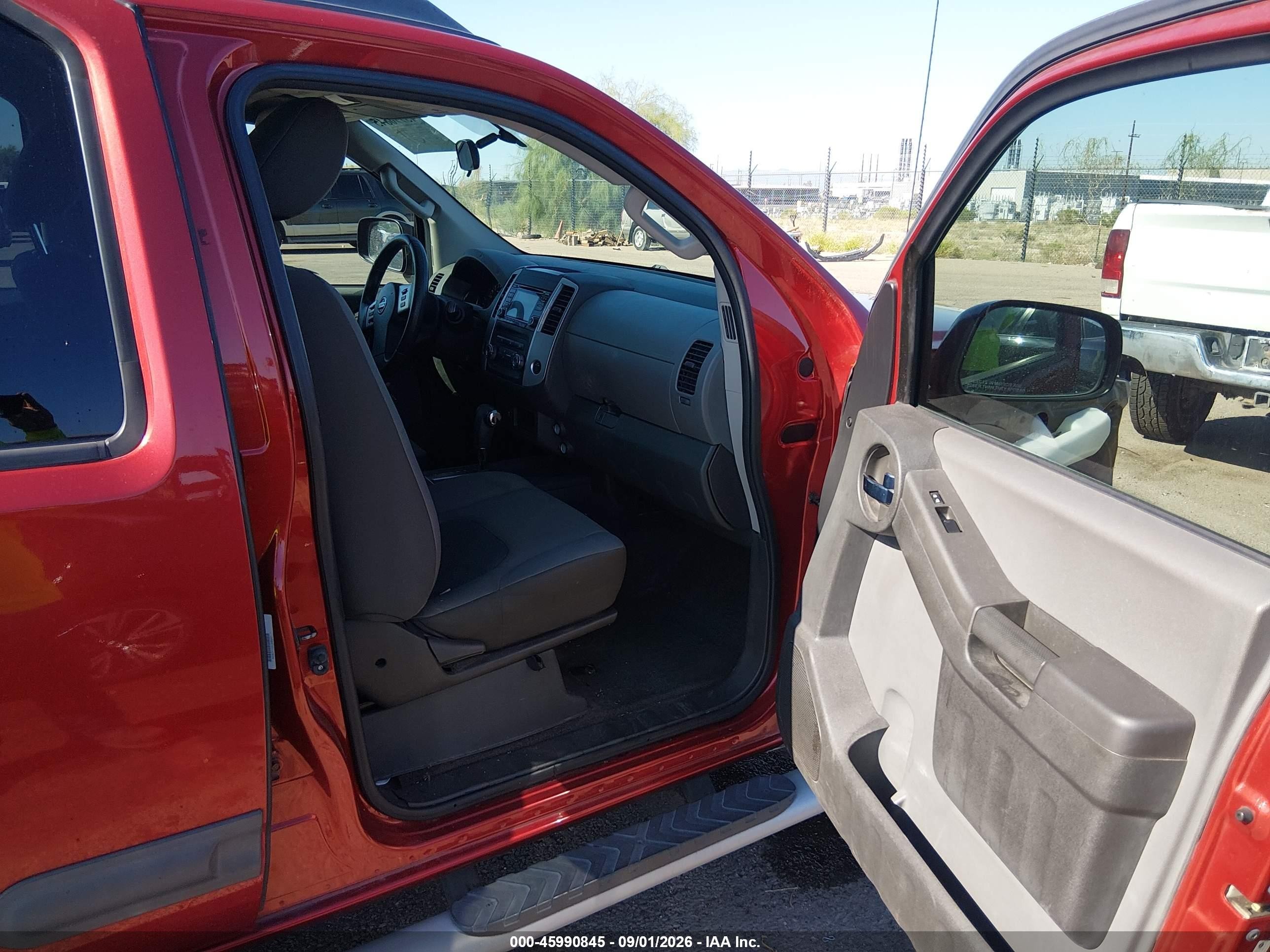 2015 Nissan Xterra S Red vin: 5N1AN0NU2FN655446
