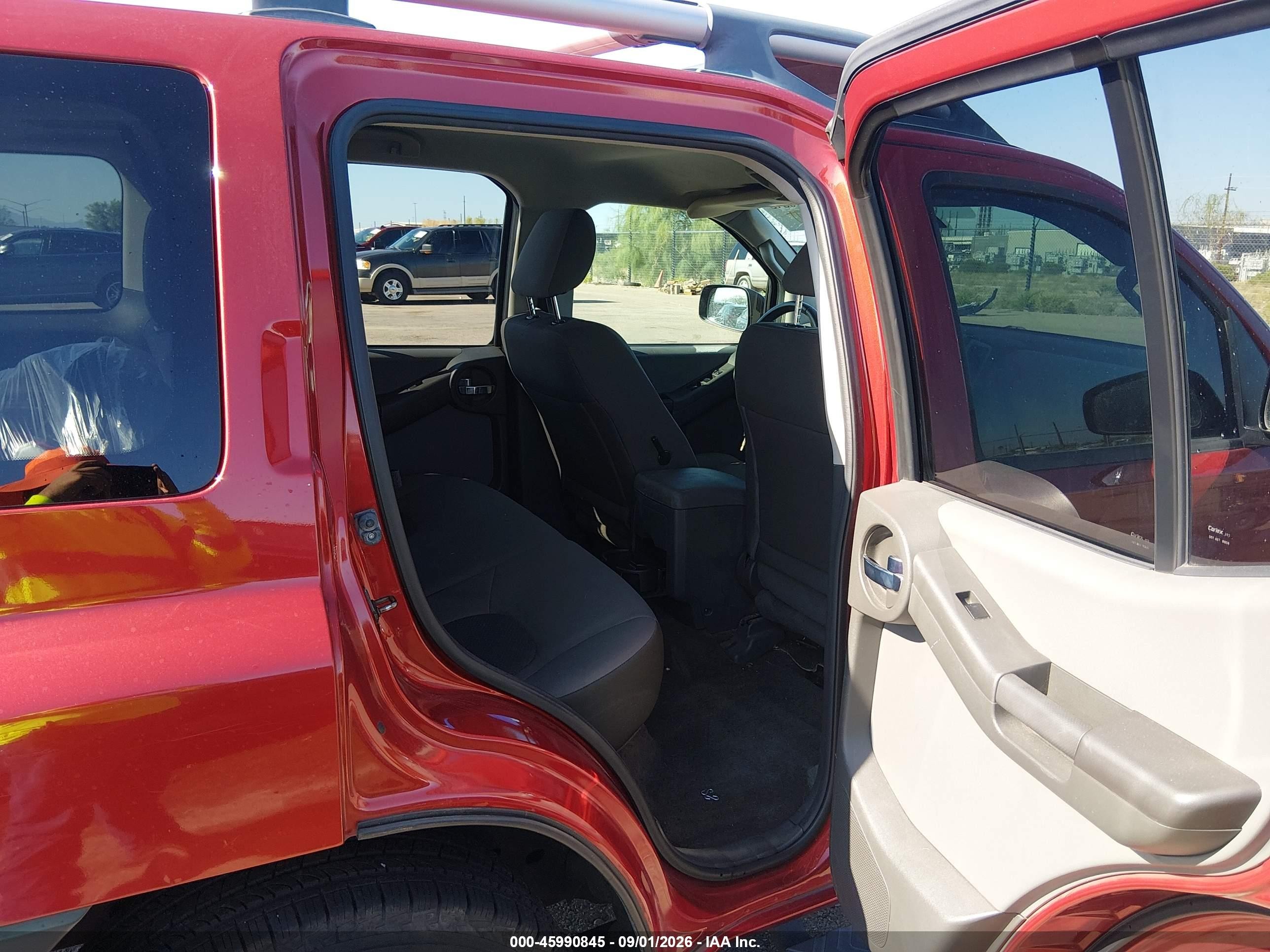 2015 Nissan Xterra S Red vin: 5N1AN0NU2FN655446