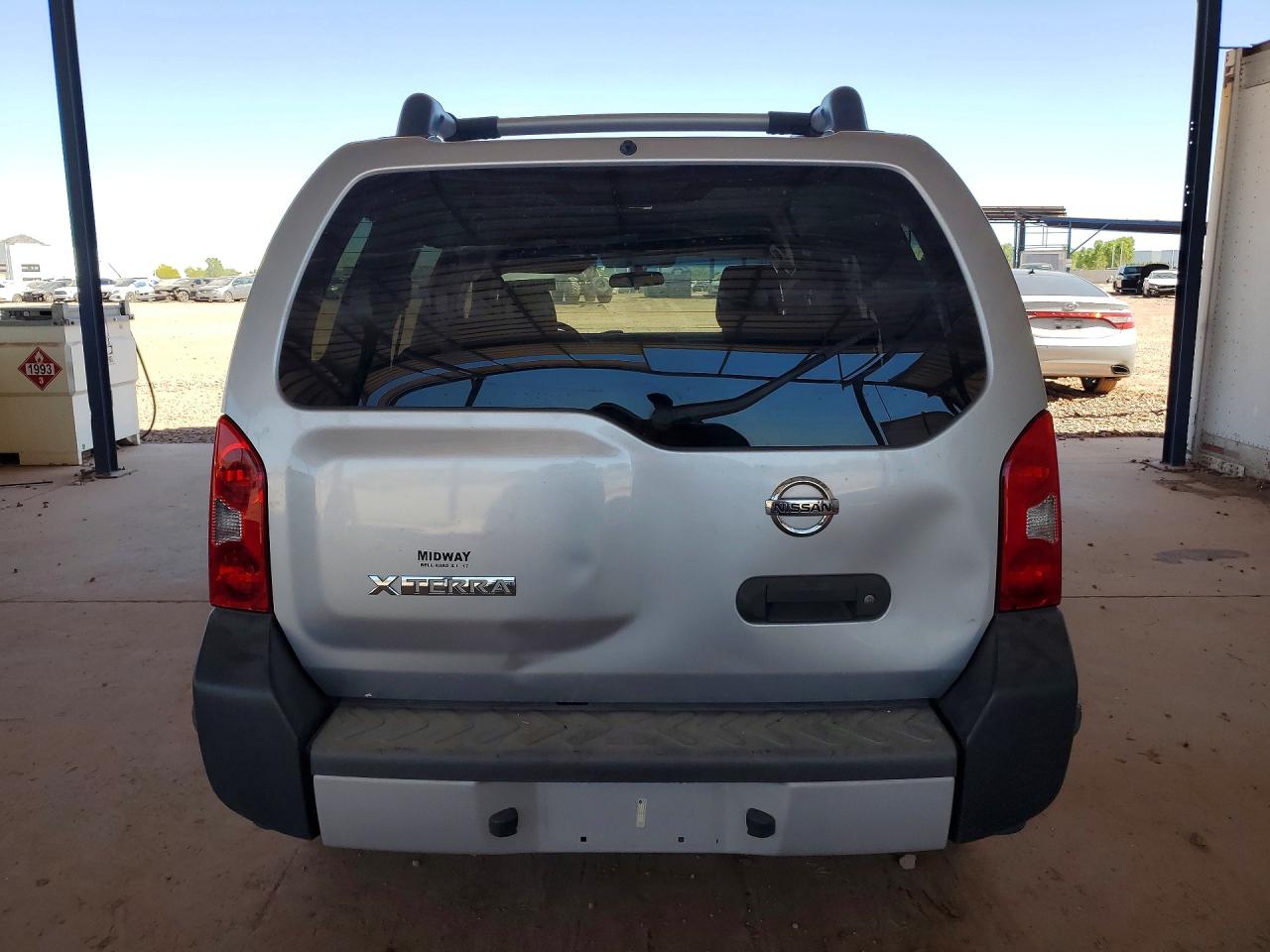 2010 Nissan Xterra X Silver vin: 5N1AN0NU3AC521680