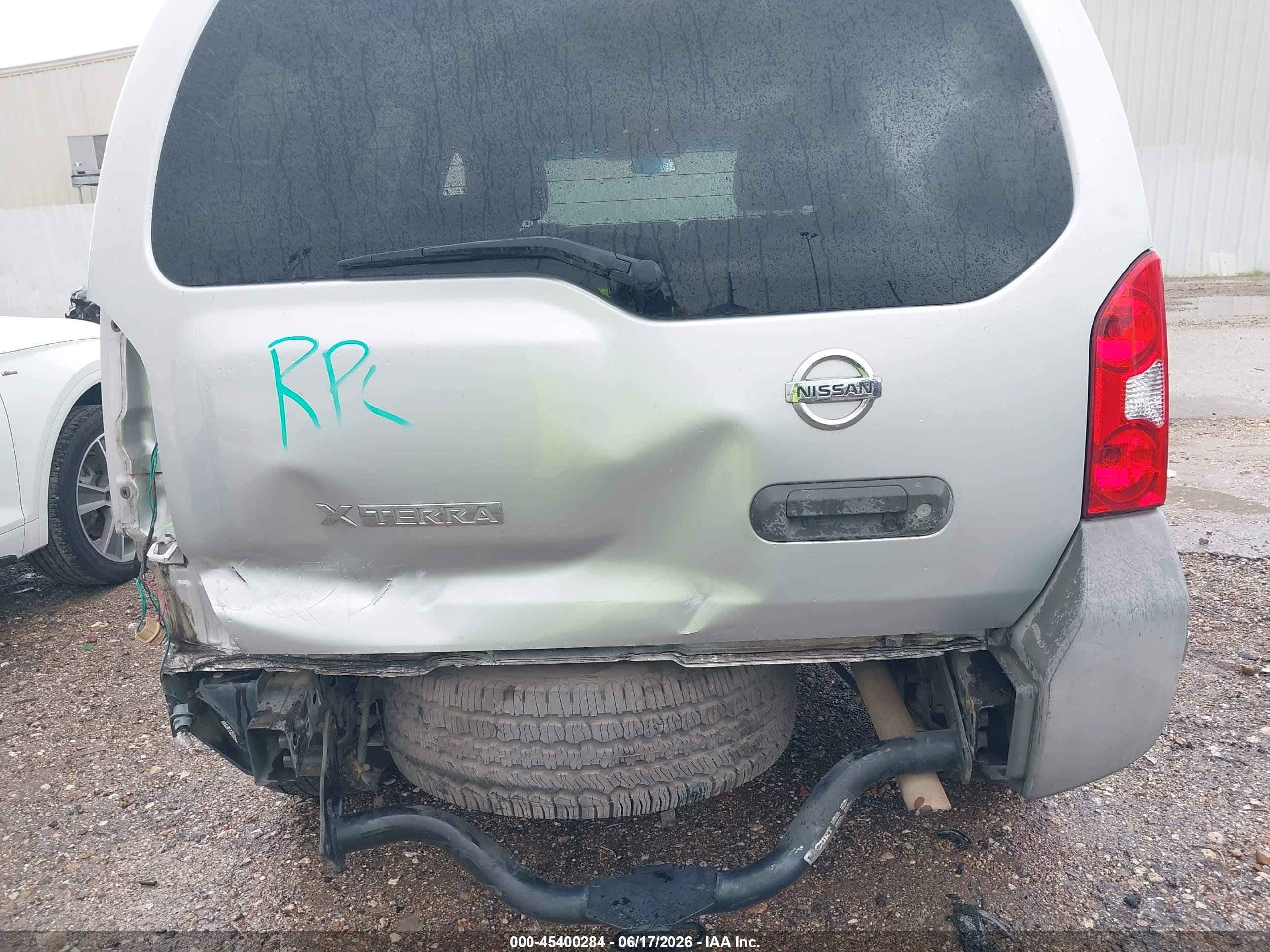 2010 Nissan Xterra S Silver vin: 5N1AN0NU3AC525812
