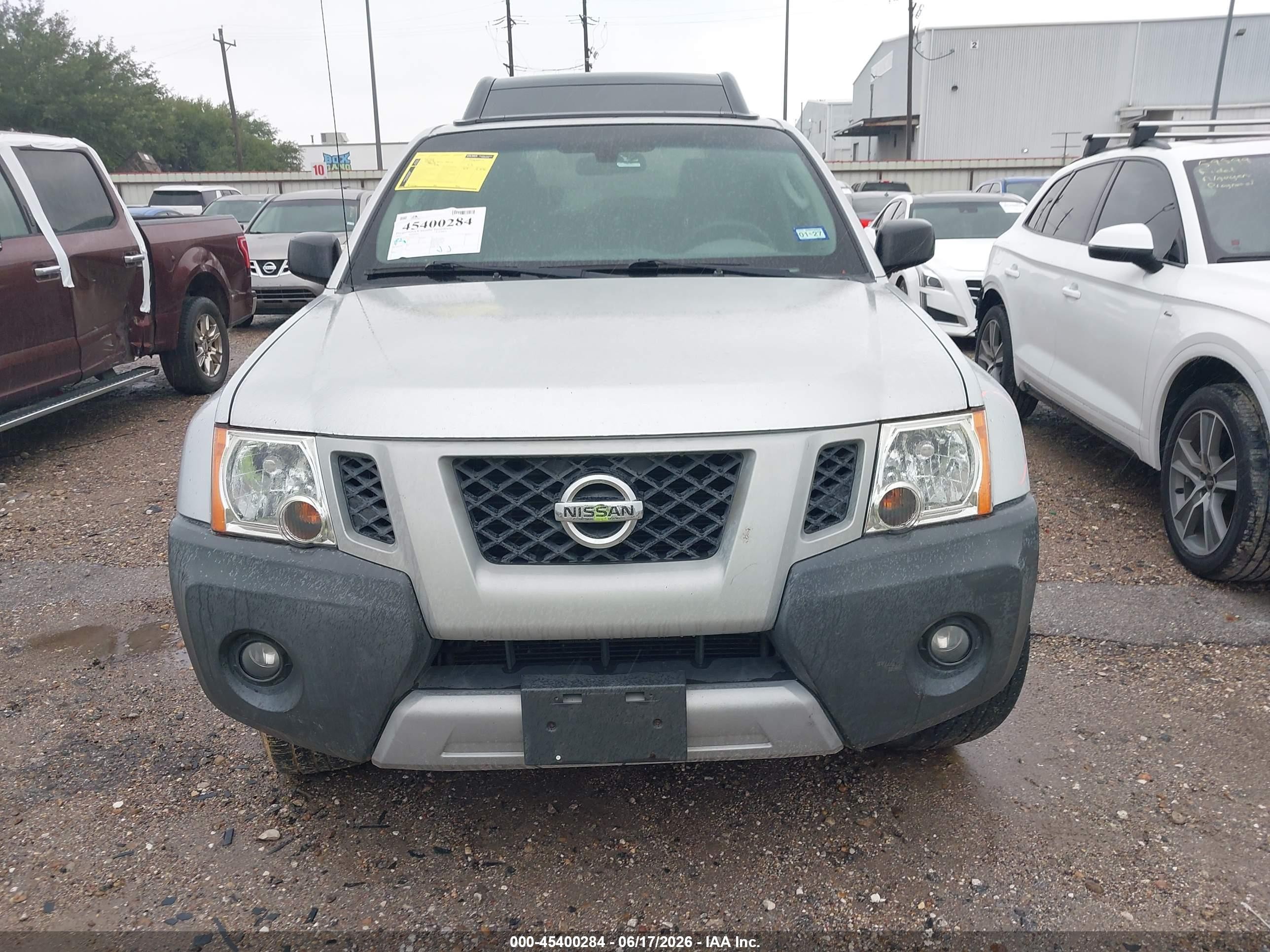 2010 Nissan Xterra S Silver vin: 5N1AN0NU3AC525812