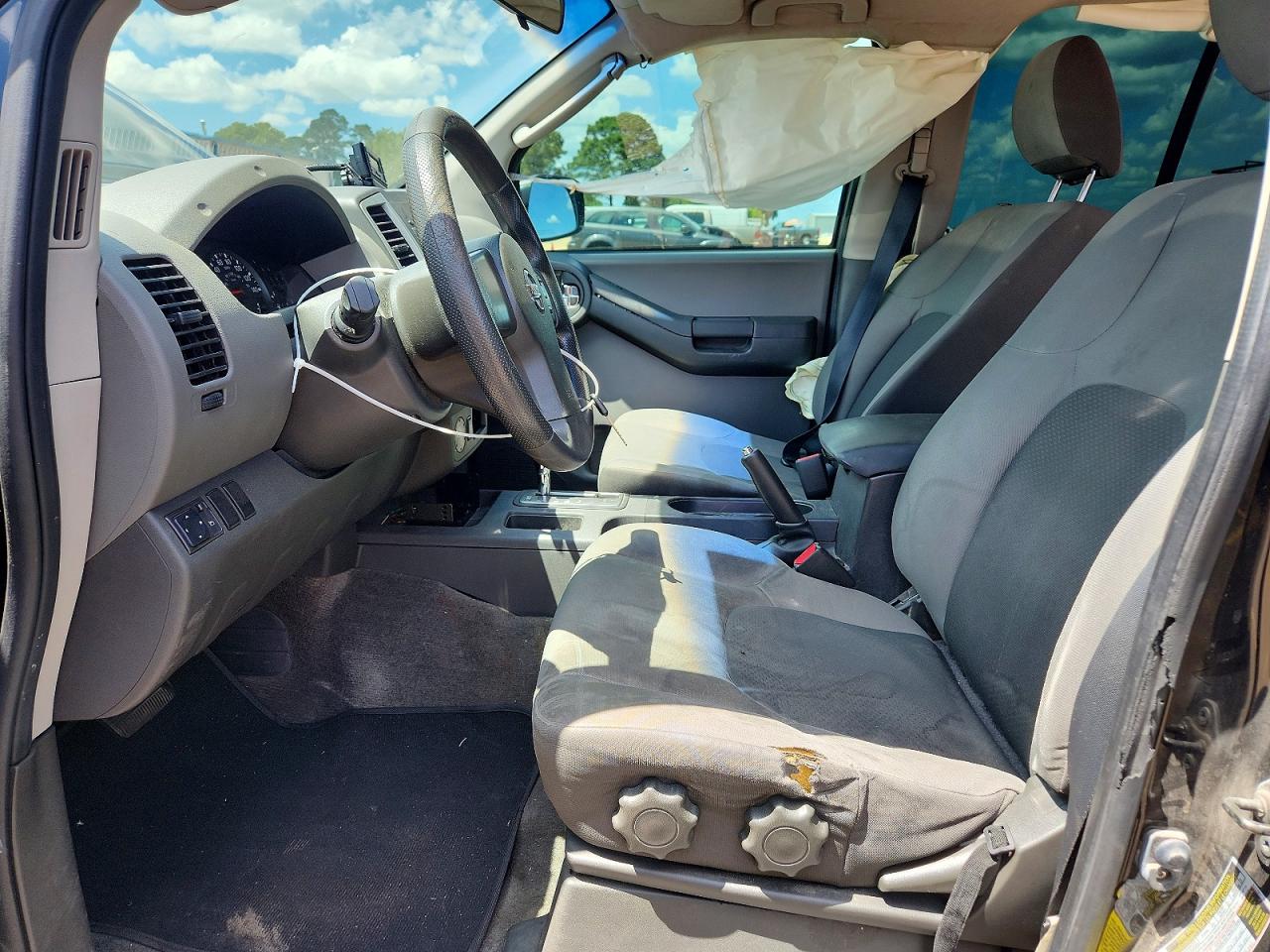 2011 Nissan Xterra X Black vin: 5N1AN0NU3BC522281