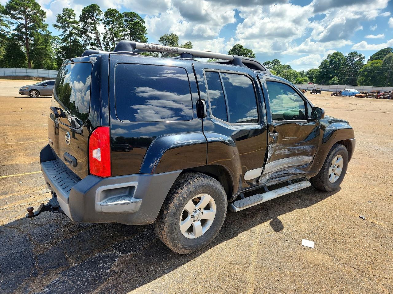 2011 Nissan Xterra X Black vin: 5N1AN0NU3BC522281