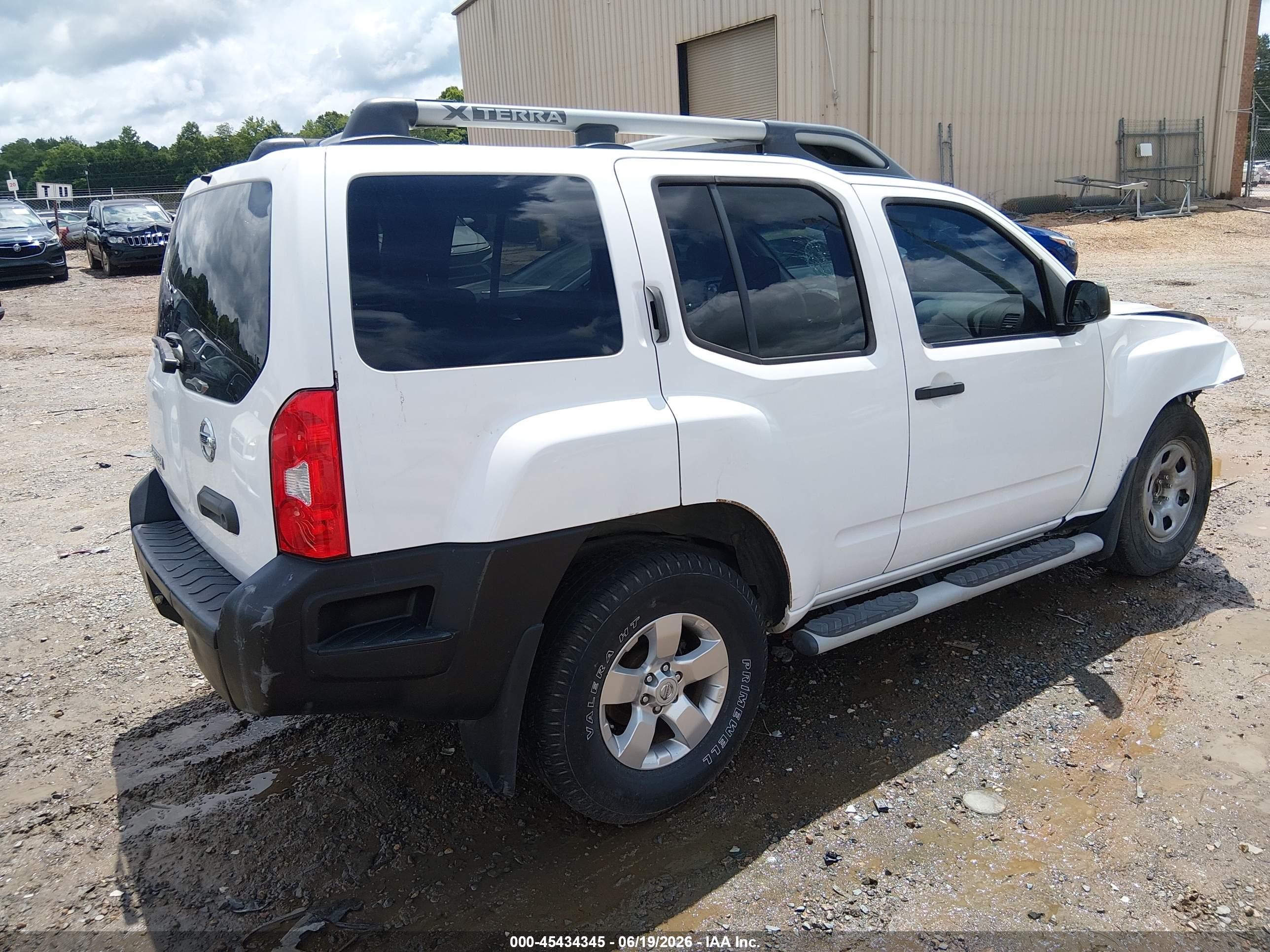 2010 Nissan Xterra S White vin: 5N1AN0NU5AC501107