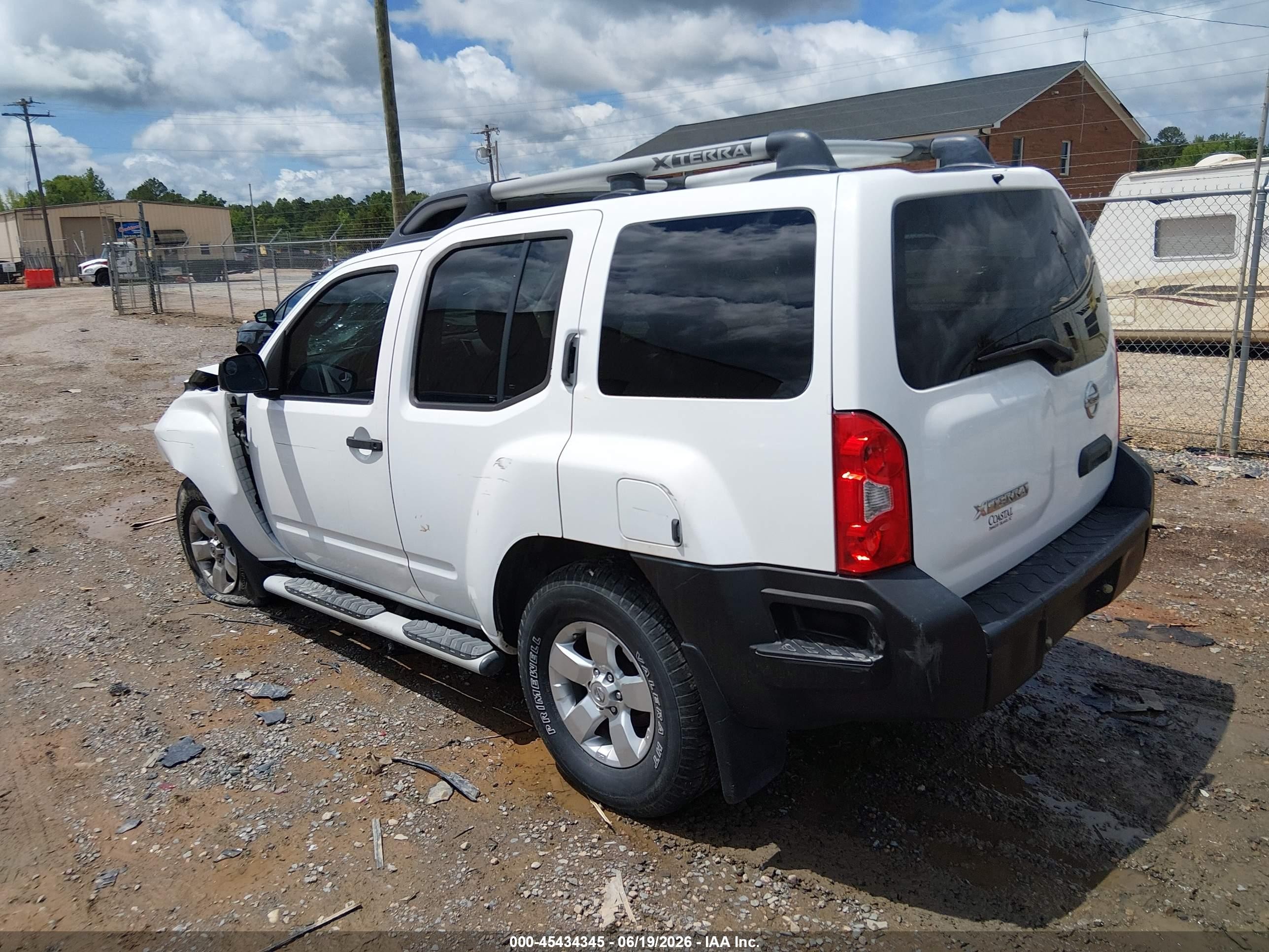 2010 Nissan Xterra S White vin: 5N1AN0NU5AC501107