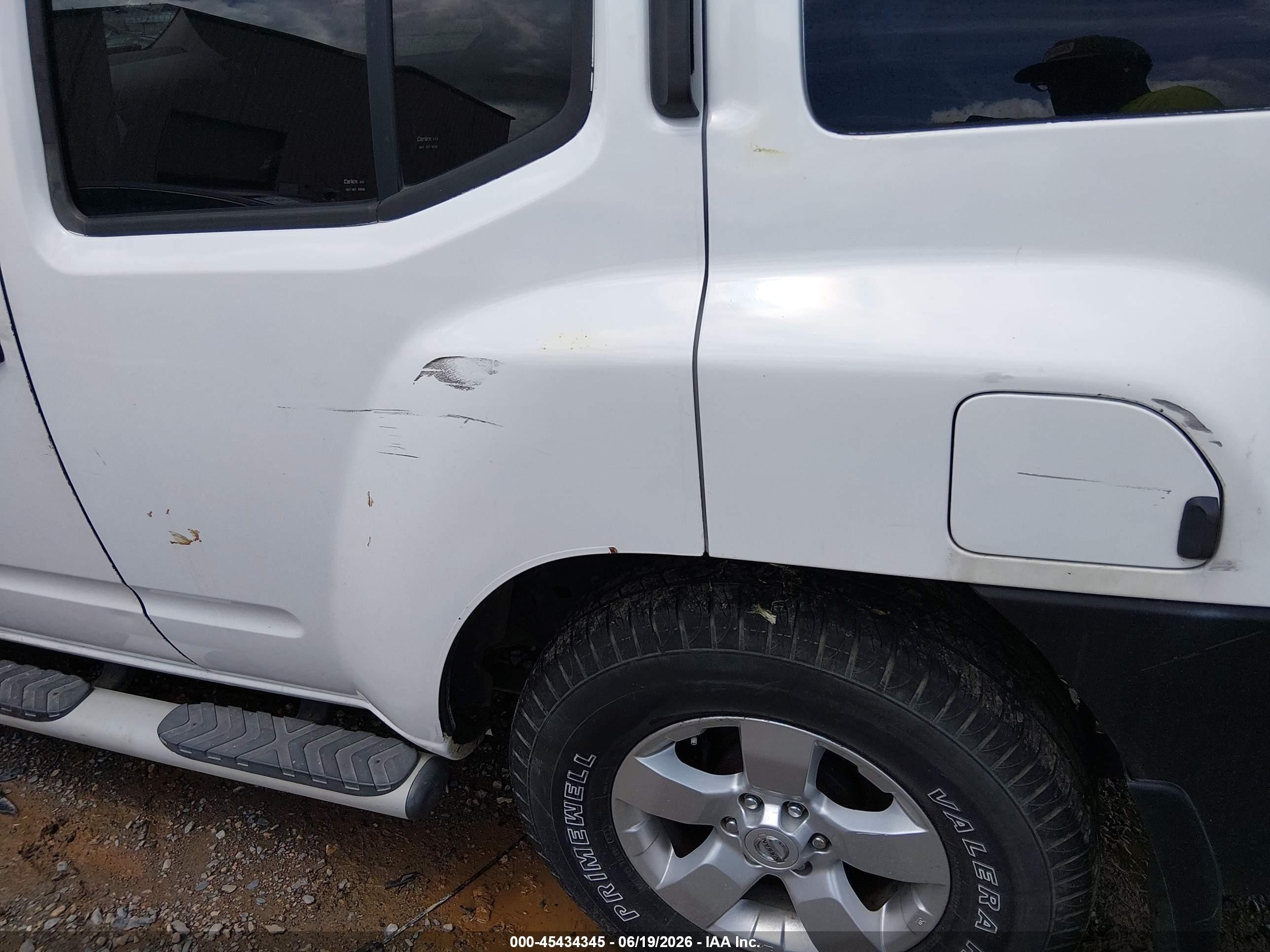 2010 Nissan Xterra S White vin: 5N1AN0NU5AC501107