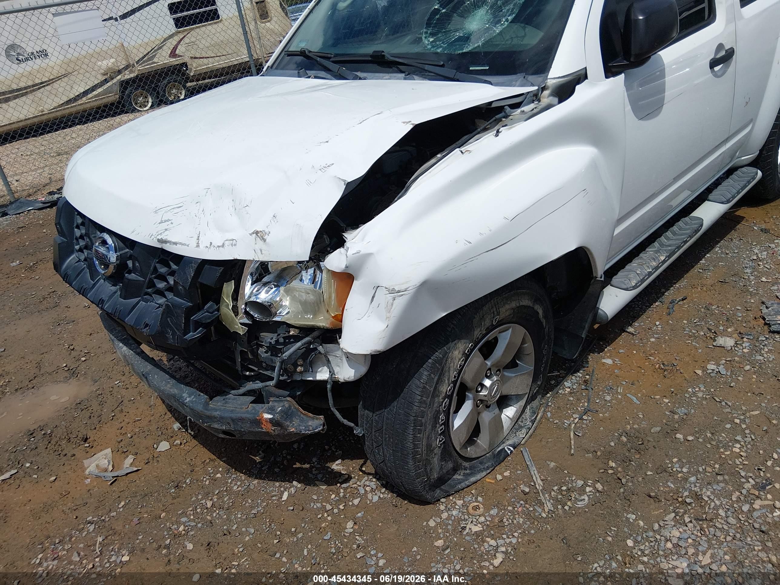 2010 Nissan Xterra S White vin: 5N1AN0NU5AC501107