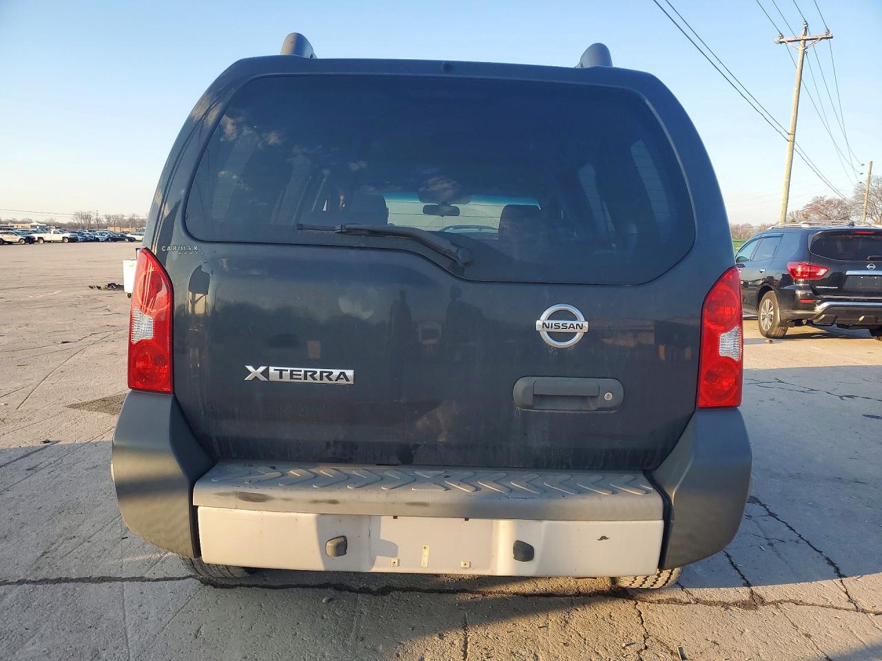 2011 Nissan Xterra X Charcoal vin: 5N1AN0NU5BC512576