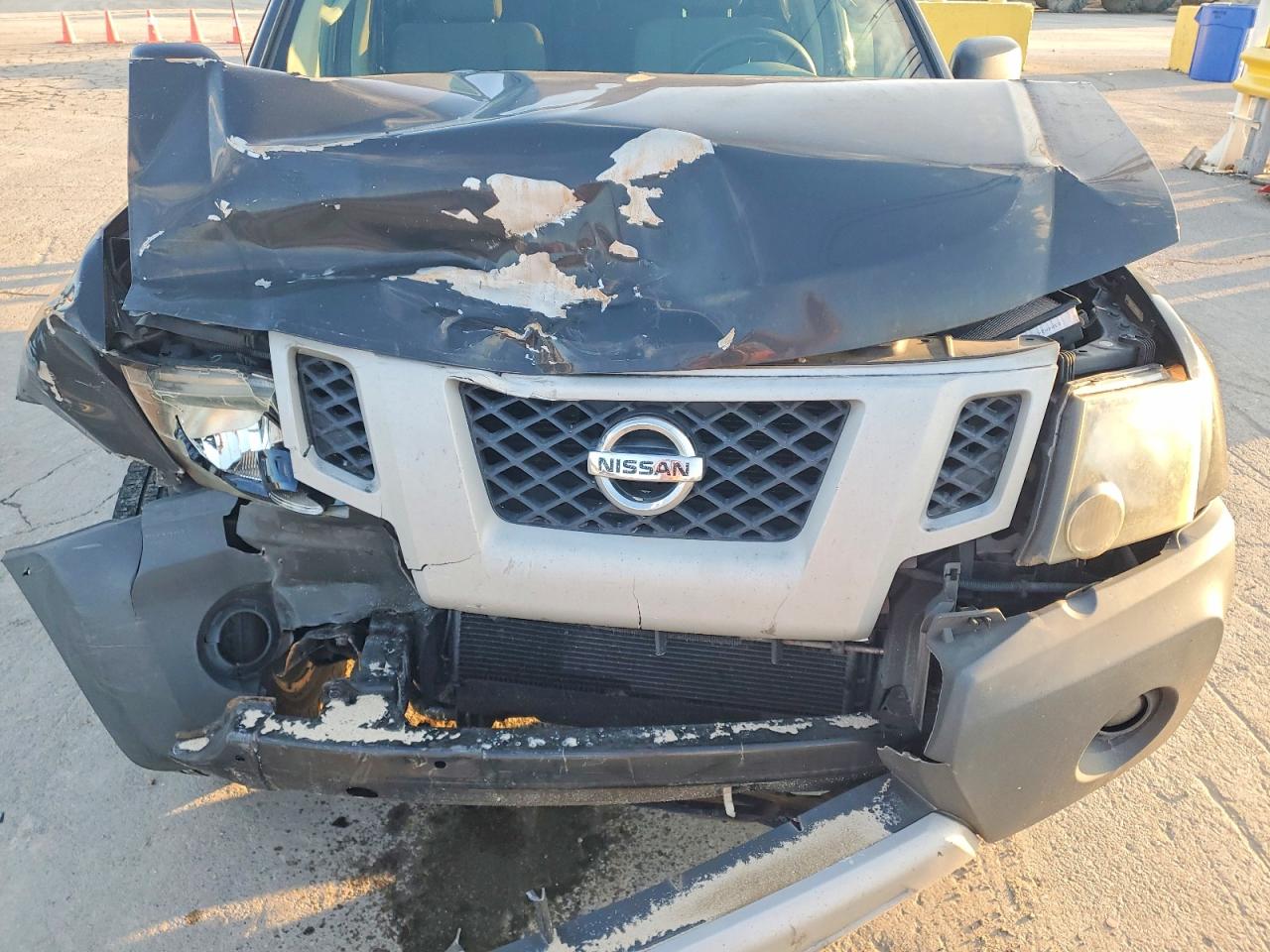 2011 Nissan Xterra X Charcoal vin: 5N1AN0NU5BC512576