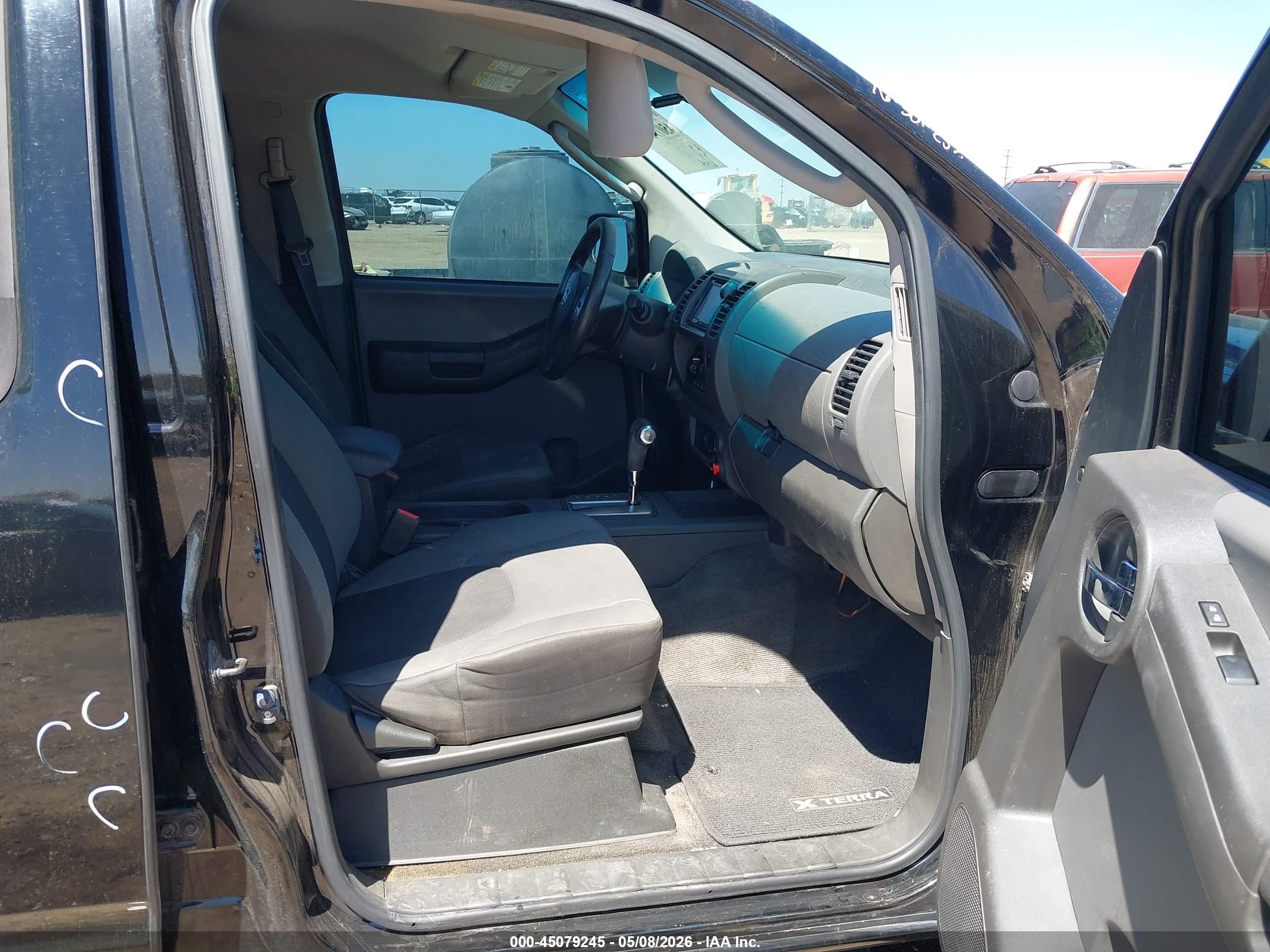 2012 Nissan Xterra X Черный vin: 5N1AN0NU5CC505922