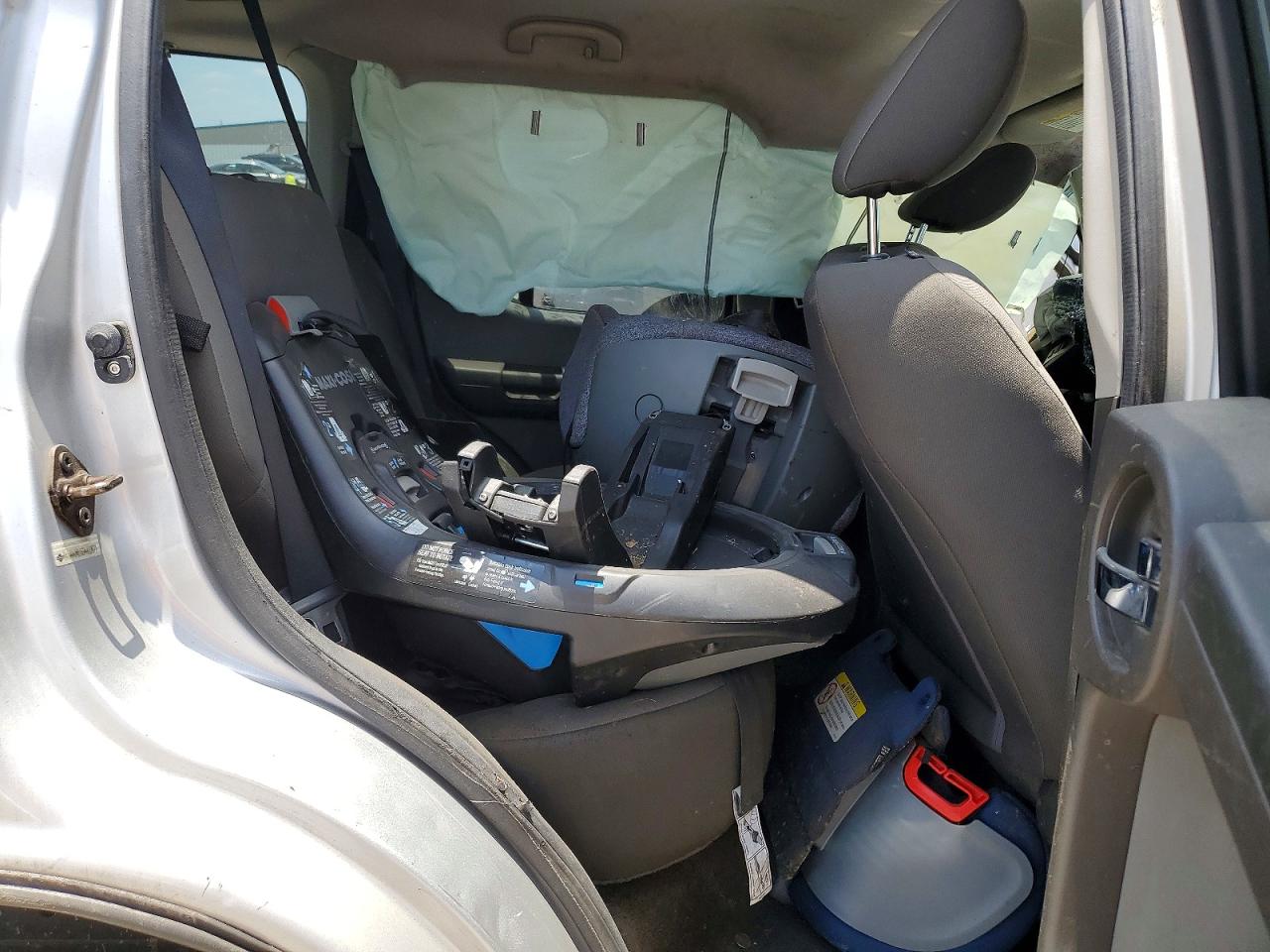 2013 Nissan Xterra X Silver vin: 5N1AN0NU5DN822671