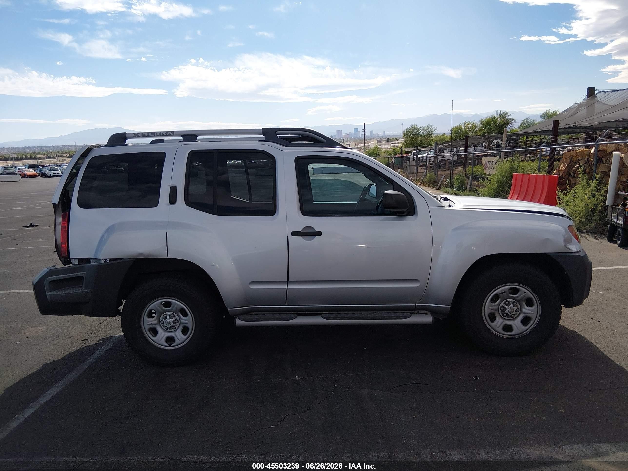 2014 Nissan Xterra X Gray vin: 5N1AN0NU5EN804897
