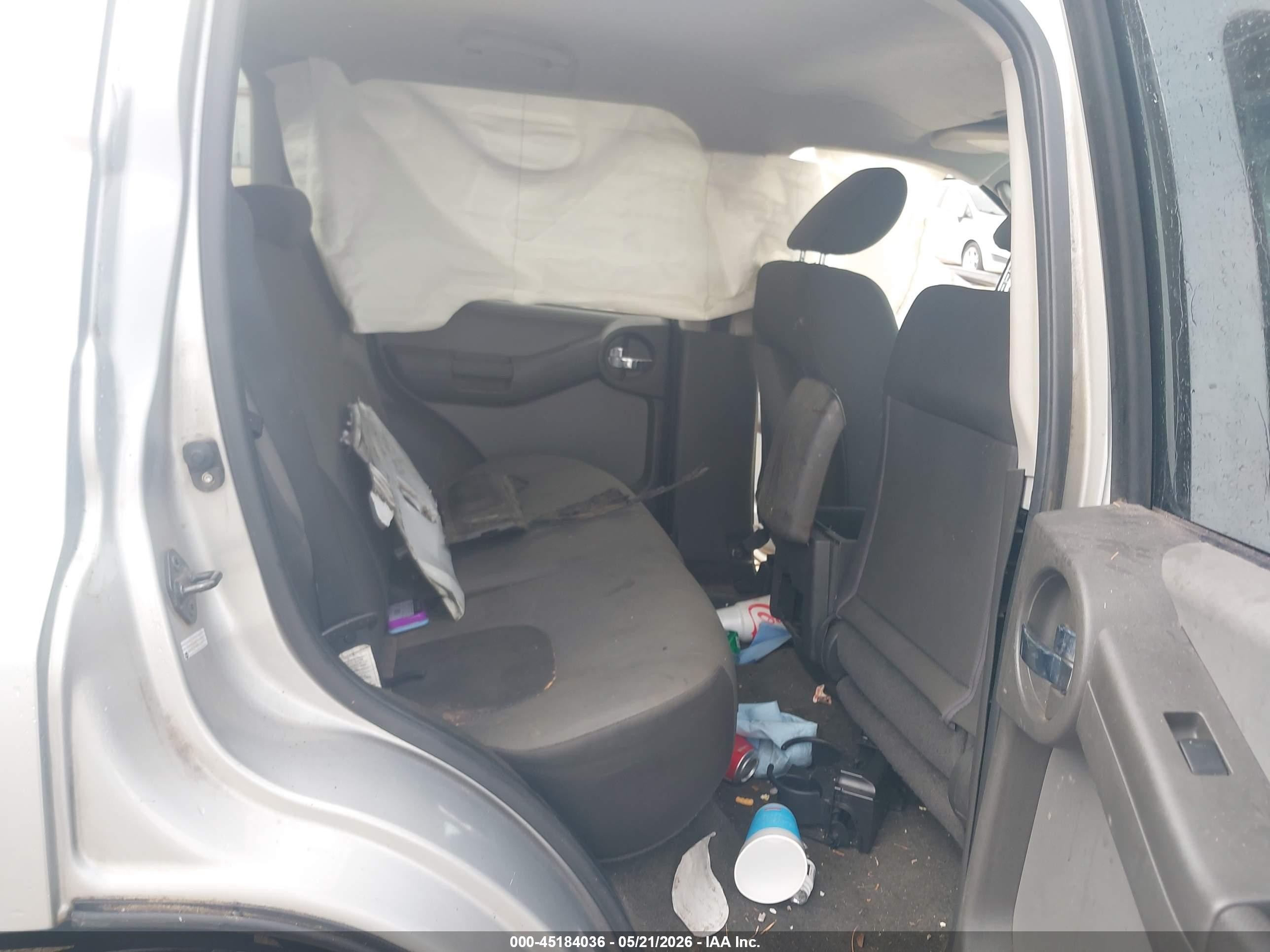 2010 Nissan Xterra X Серебряный vin: 5N1AN0NU6AC502623