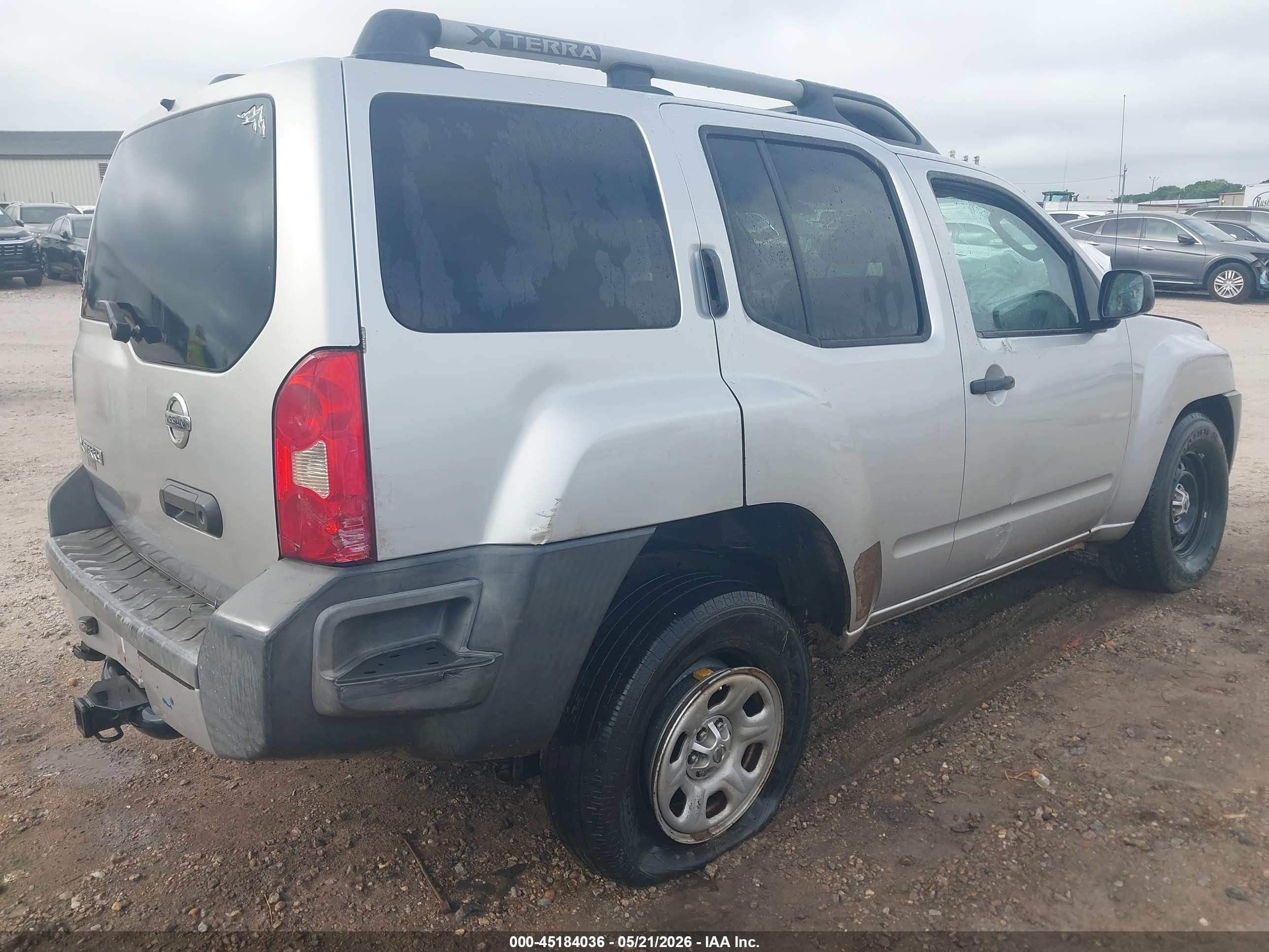 2010 Nissan Xterra X Серебряный vin: 5N1AN0NU6AC502623