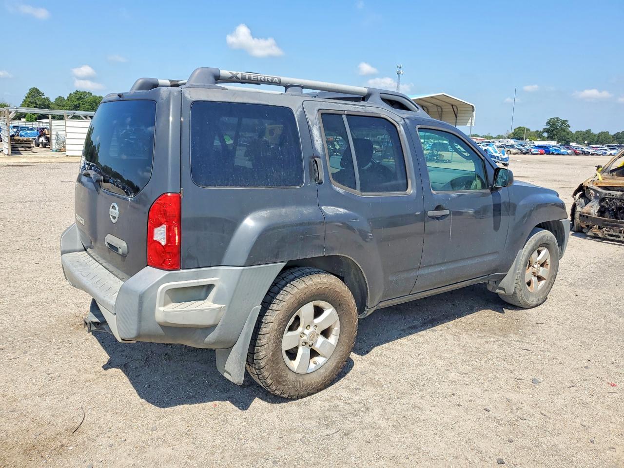 2010 Nissan Xterra X Black vin: 5N1AN0NU6AC526999