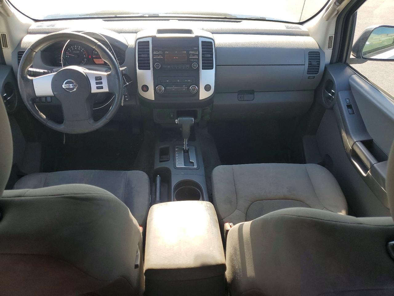 2013 Nissan Xterra X Белый vin: 5N1AN0NU6DN811811