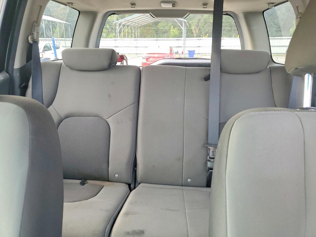 2010 Nissan Xterra X Silver vin: 5N1AN0NU7AC522086