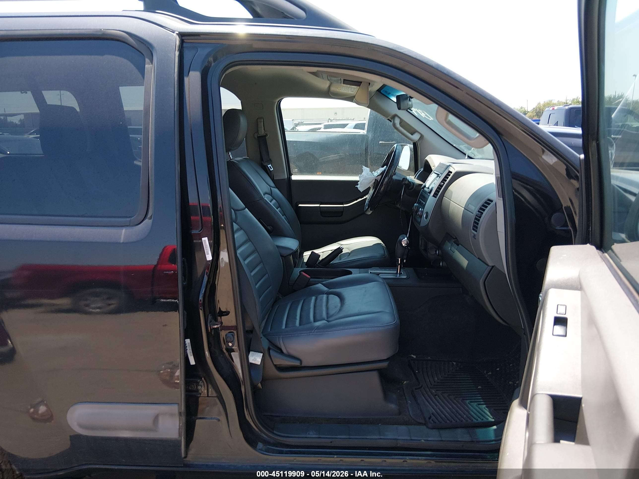 2014 Nissan Xterra S Black vin: 5N1AN0NU7EN809356