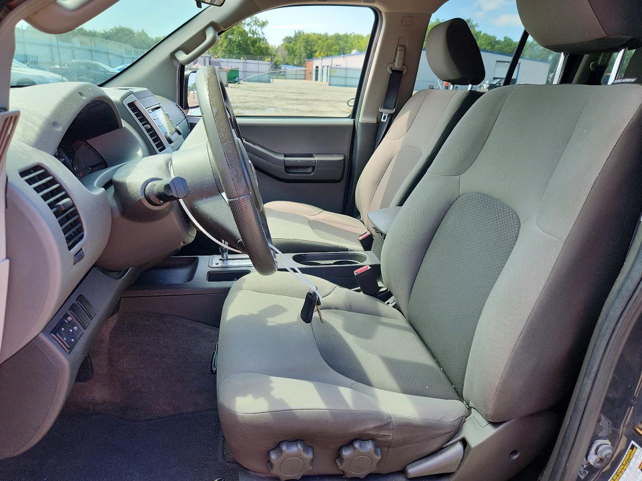 2014 Nissan Xterra X Gray vin: 5N1AN0NU7EN809731