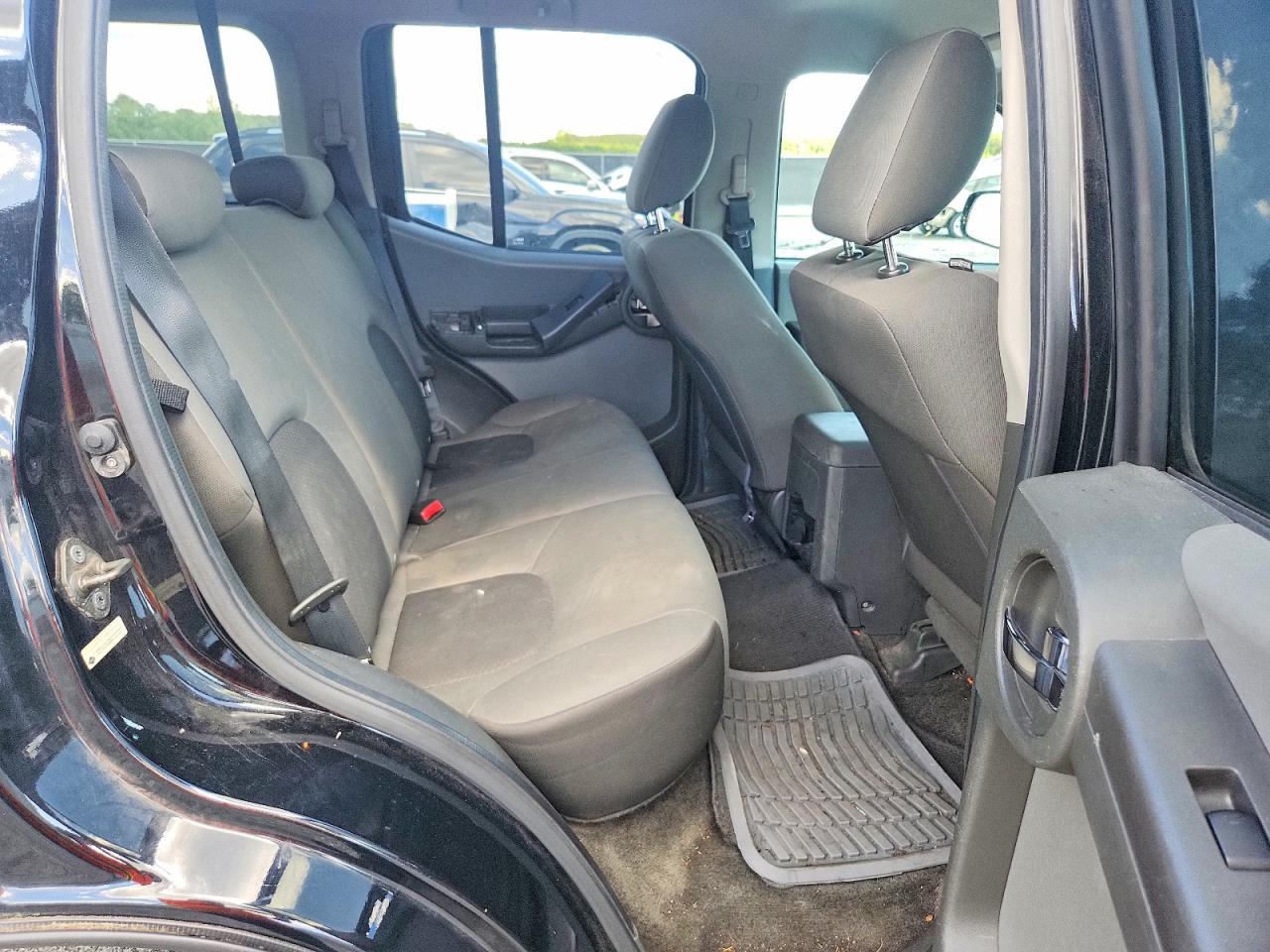 2011 Nissan Xterra X Черный vin: 5N1AN0NU8BC523913
