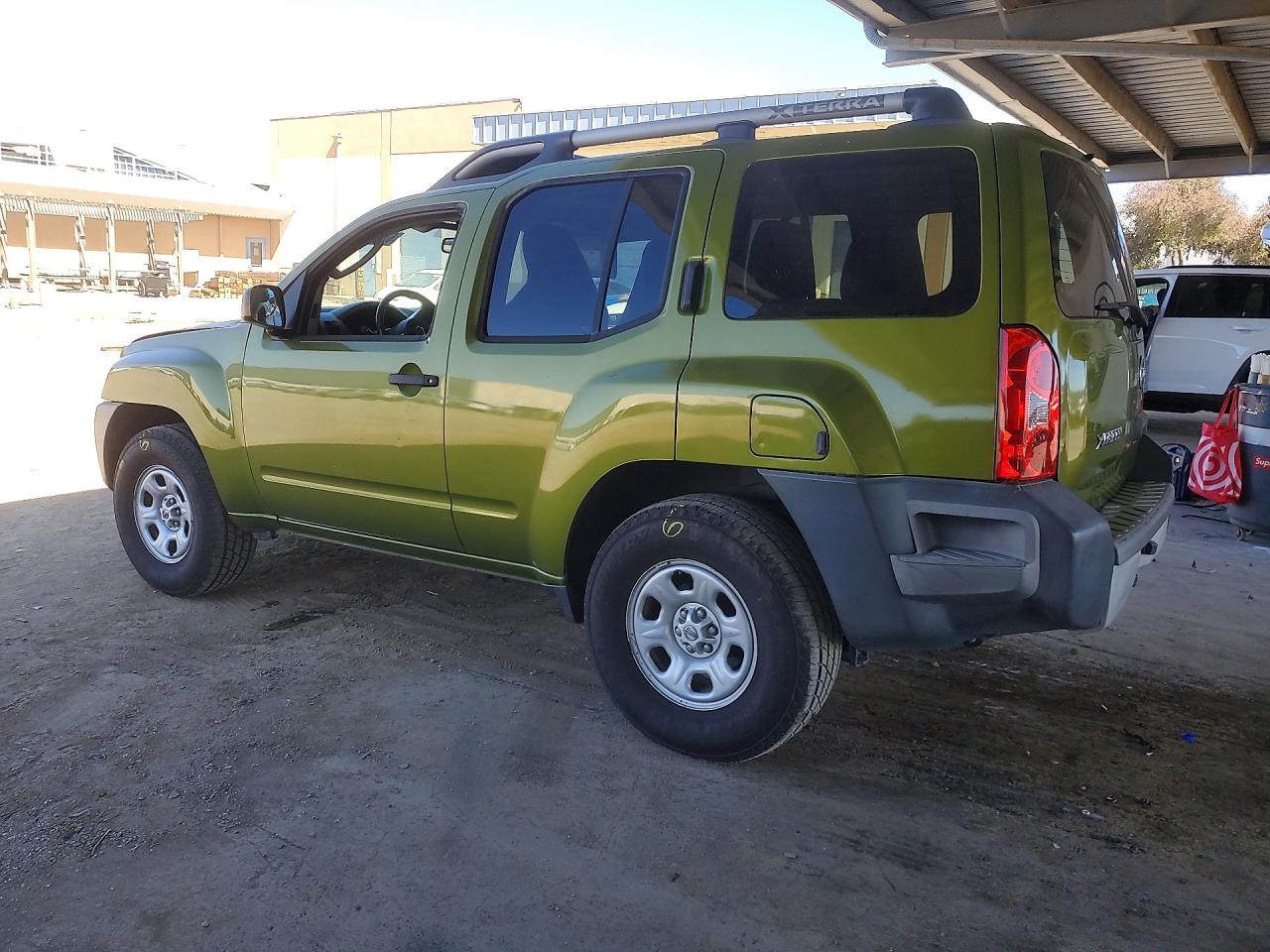 2012 Nissan Xterra X Зеленый vin: 5N1AN0NU8CC519281