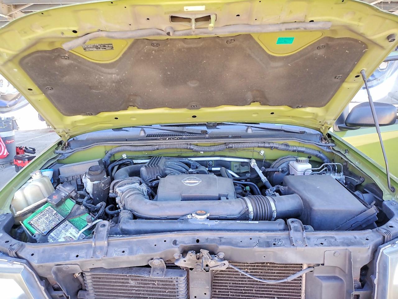 2012 Nissan Xterra X Зеленый vin: 5N1AN0NU8CC519281